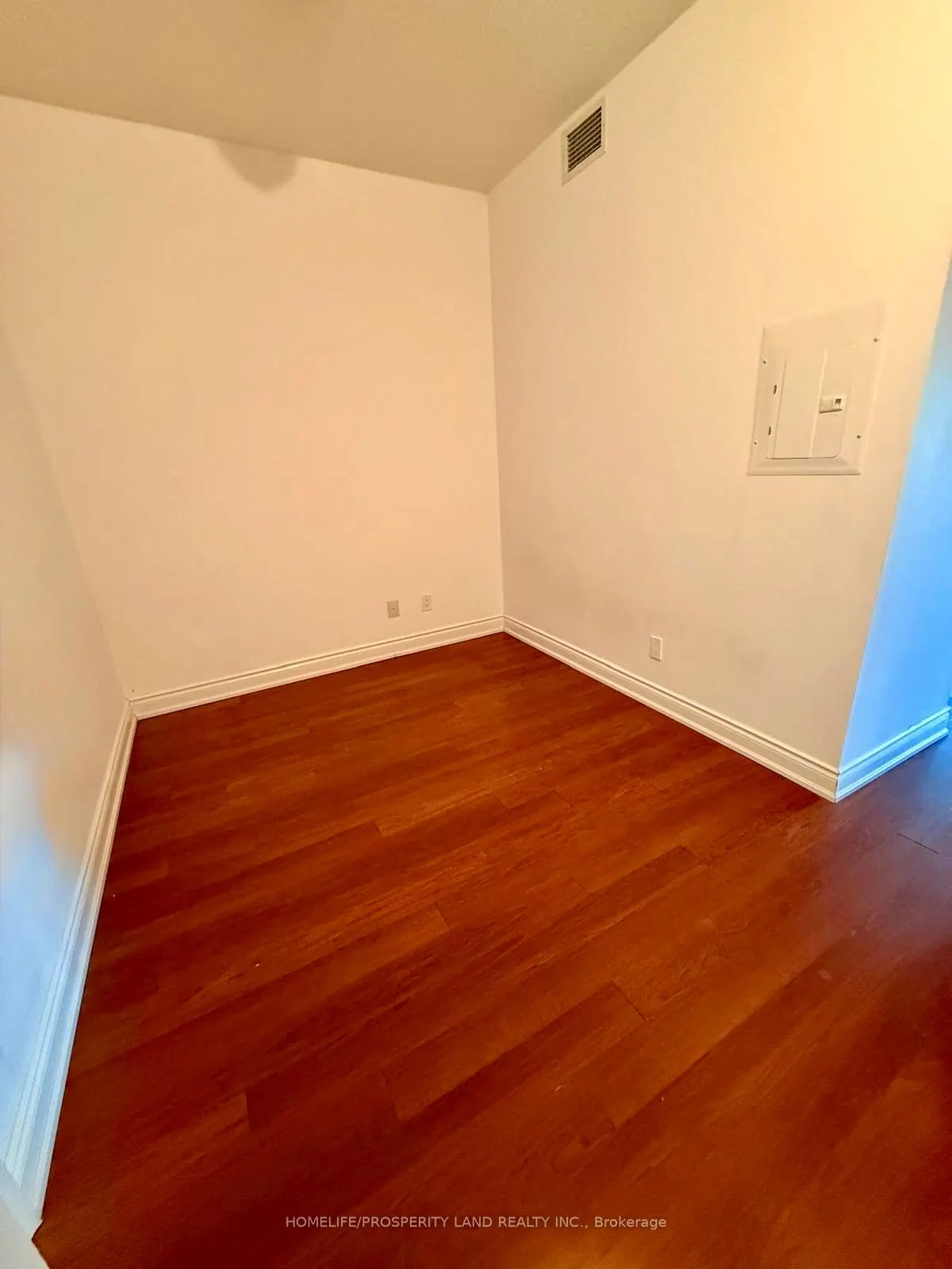 99 South Town Centre Boulevard, #803