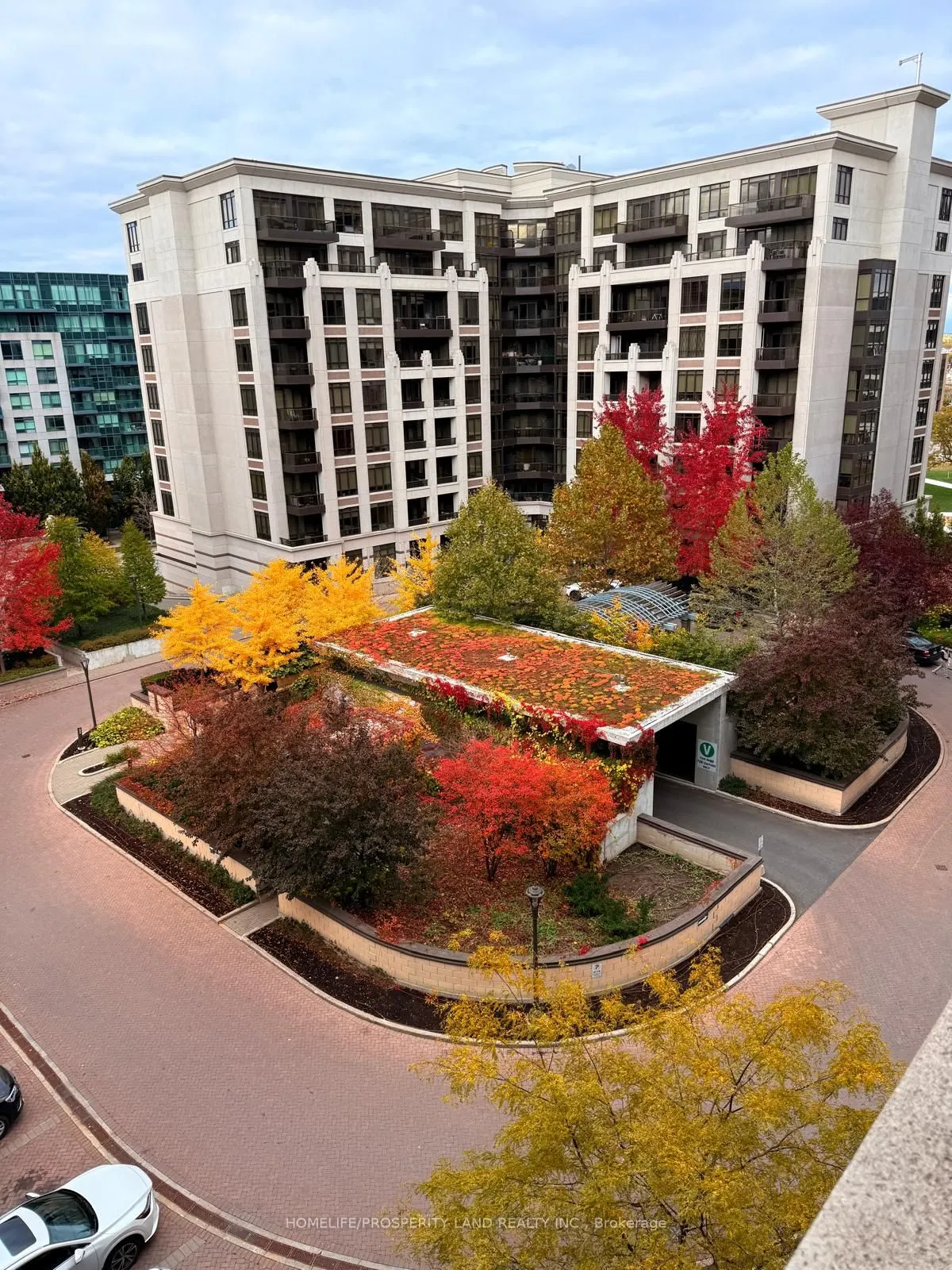 99 South Town Centre Boulevard, #803