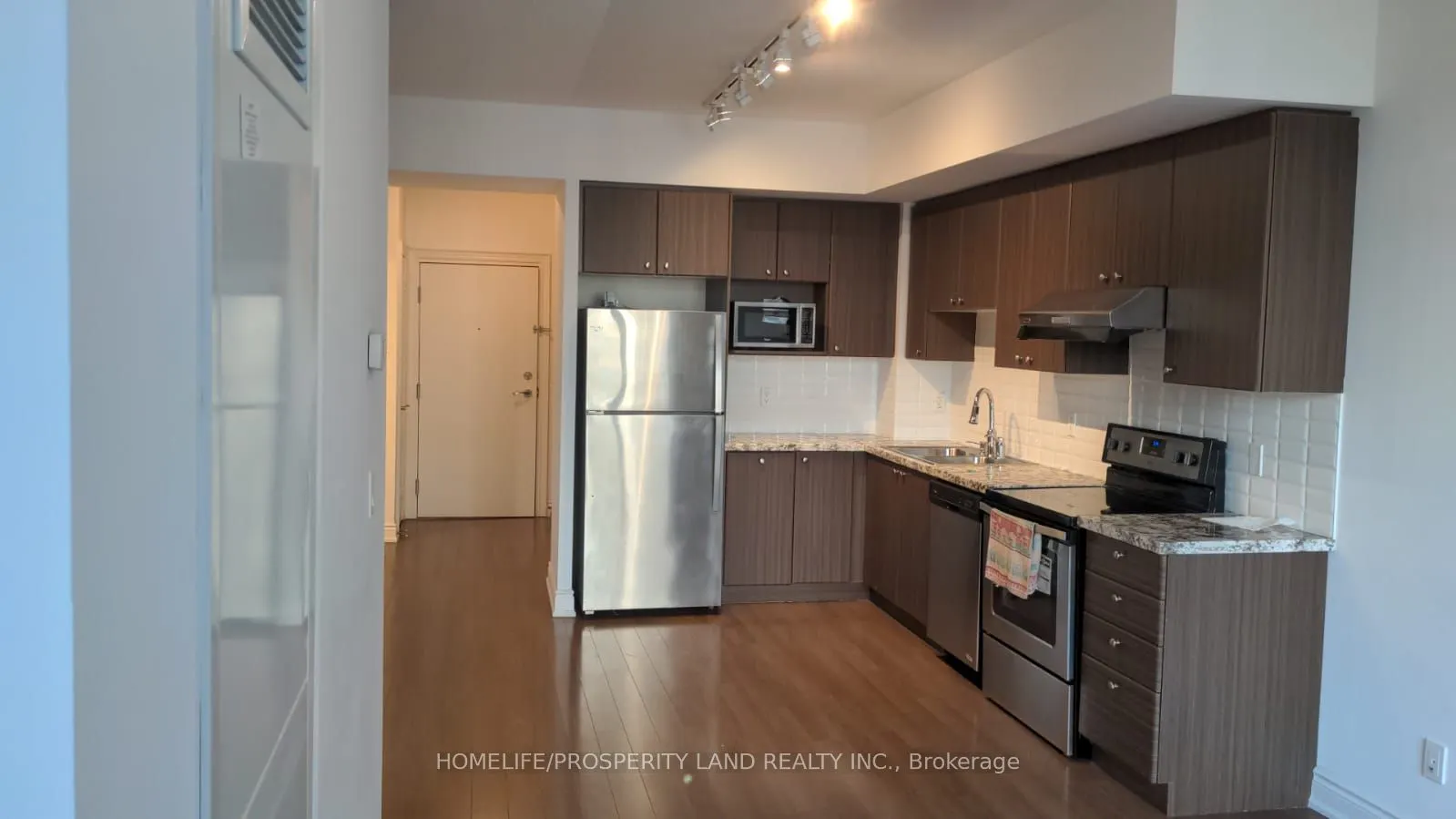 99 South Town Centre Boulevard, #803