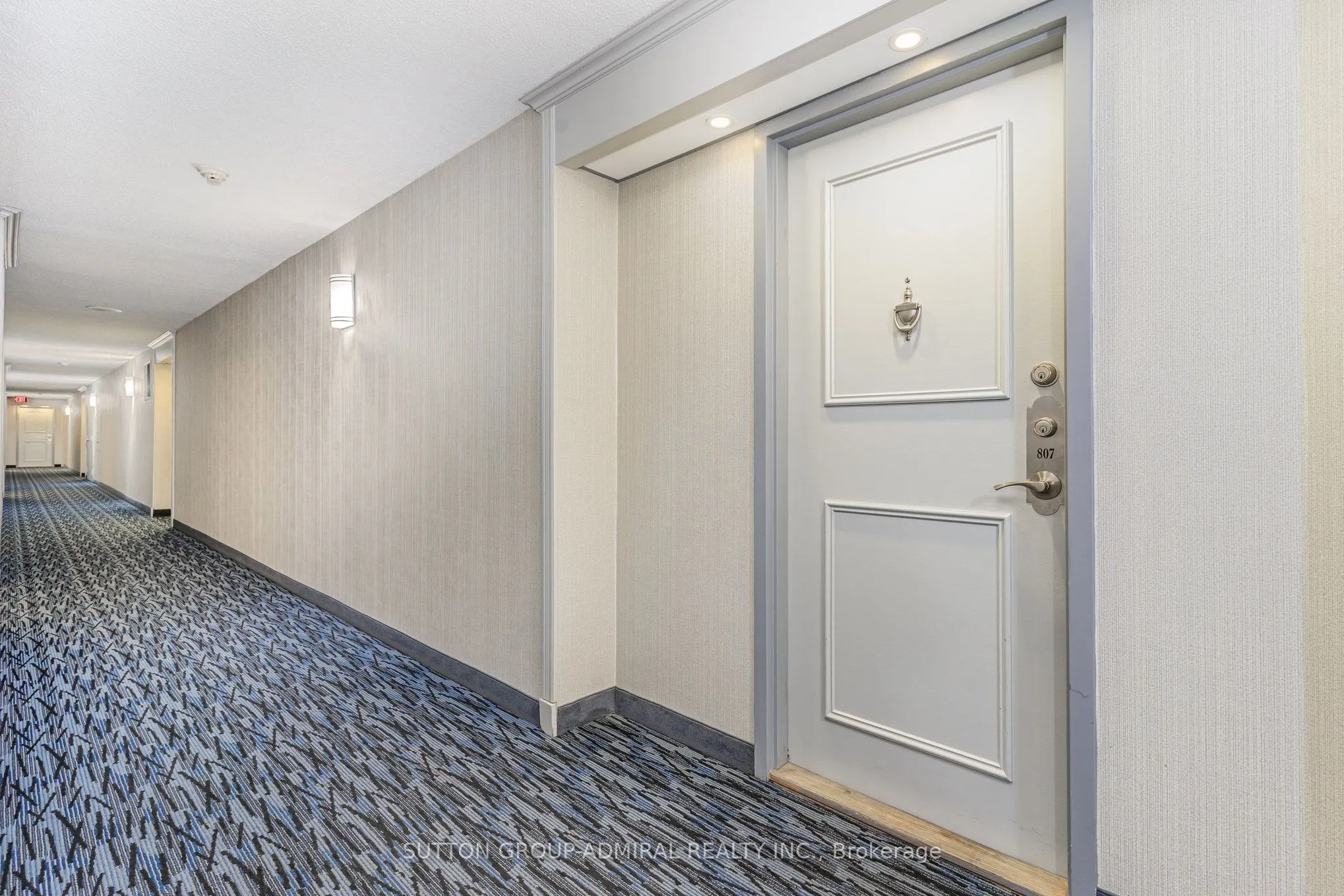 7440 Bathurst Street, #807