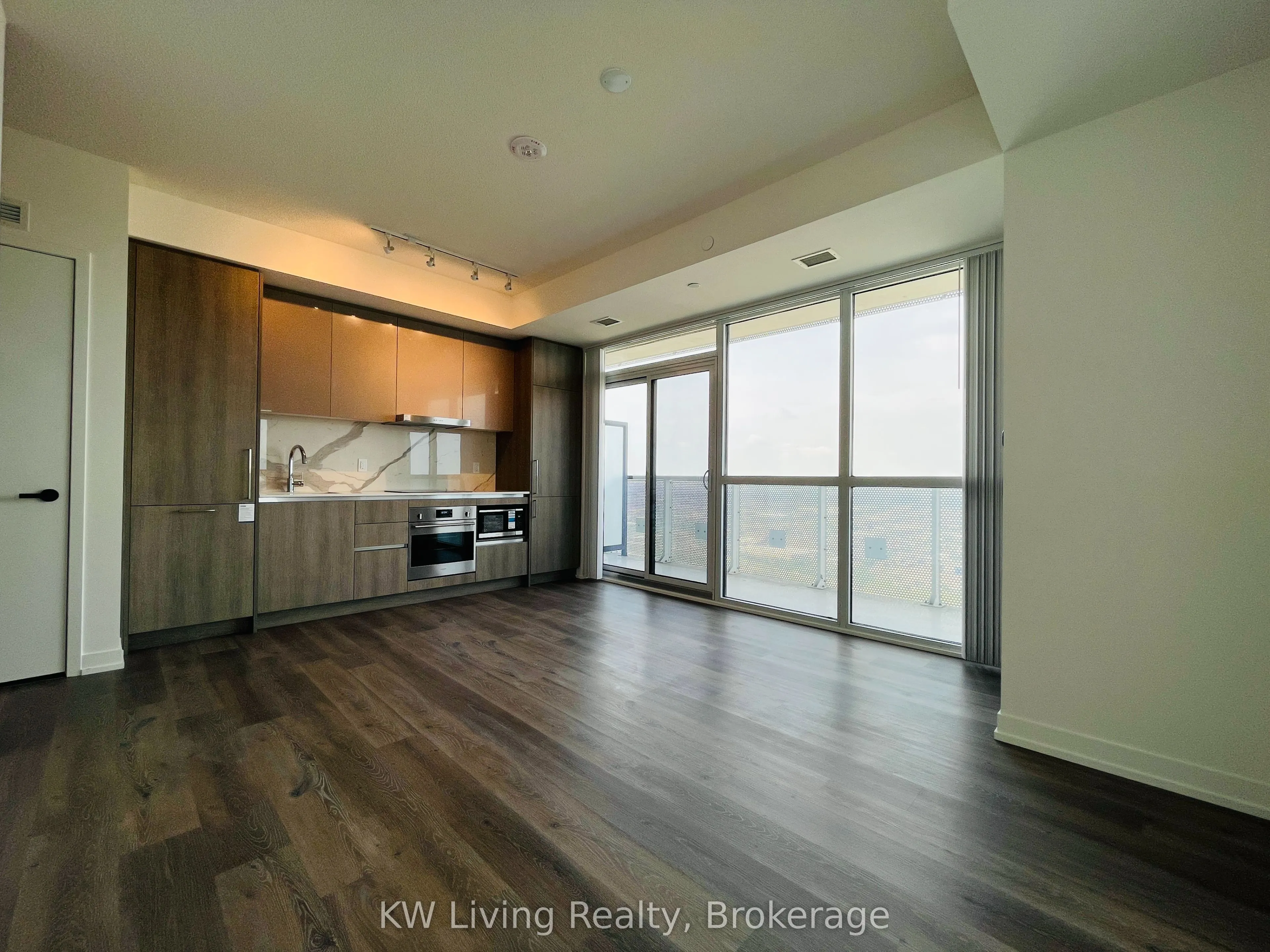 225 Commerce Street, #4809