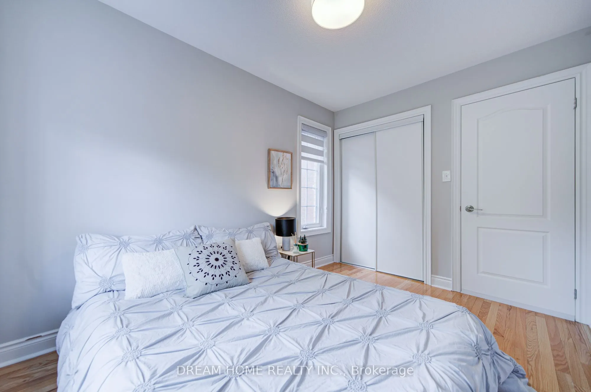 172 Tom Taylor Crescent