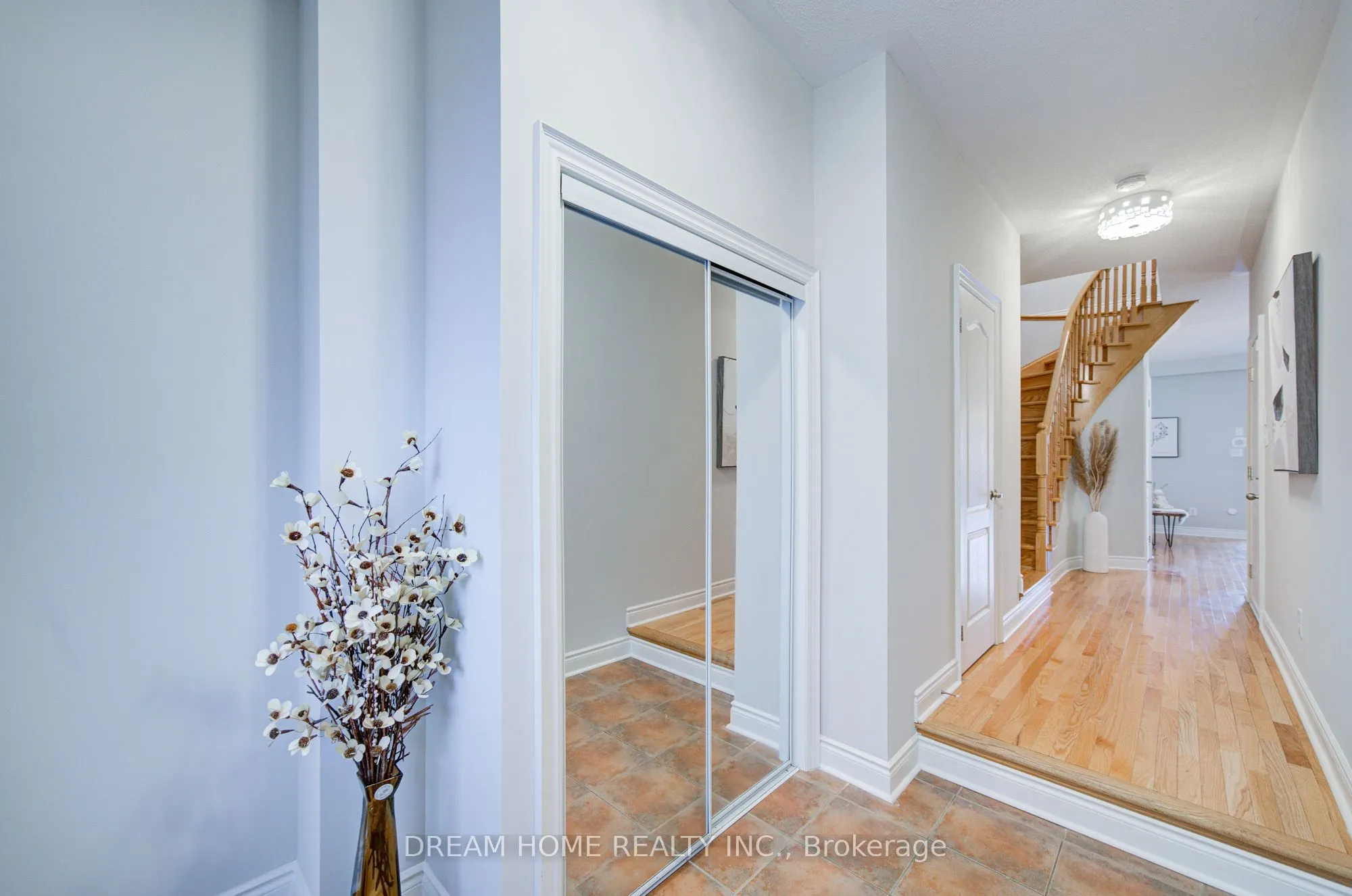 172 Tom Taylor Crescent