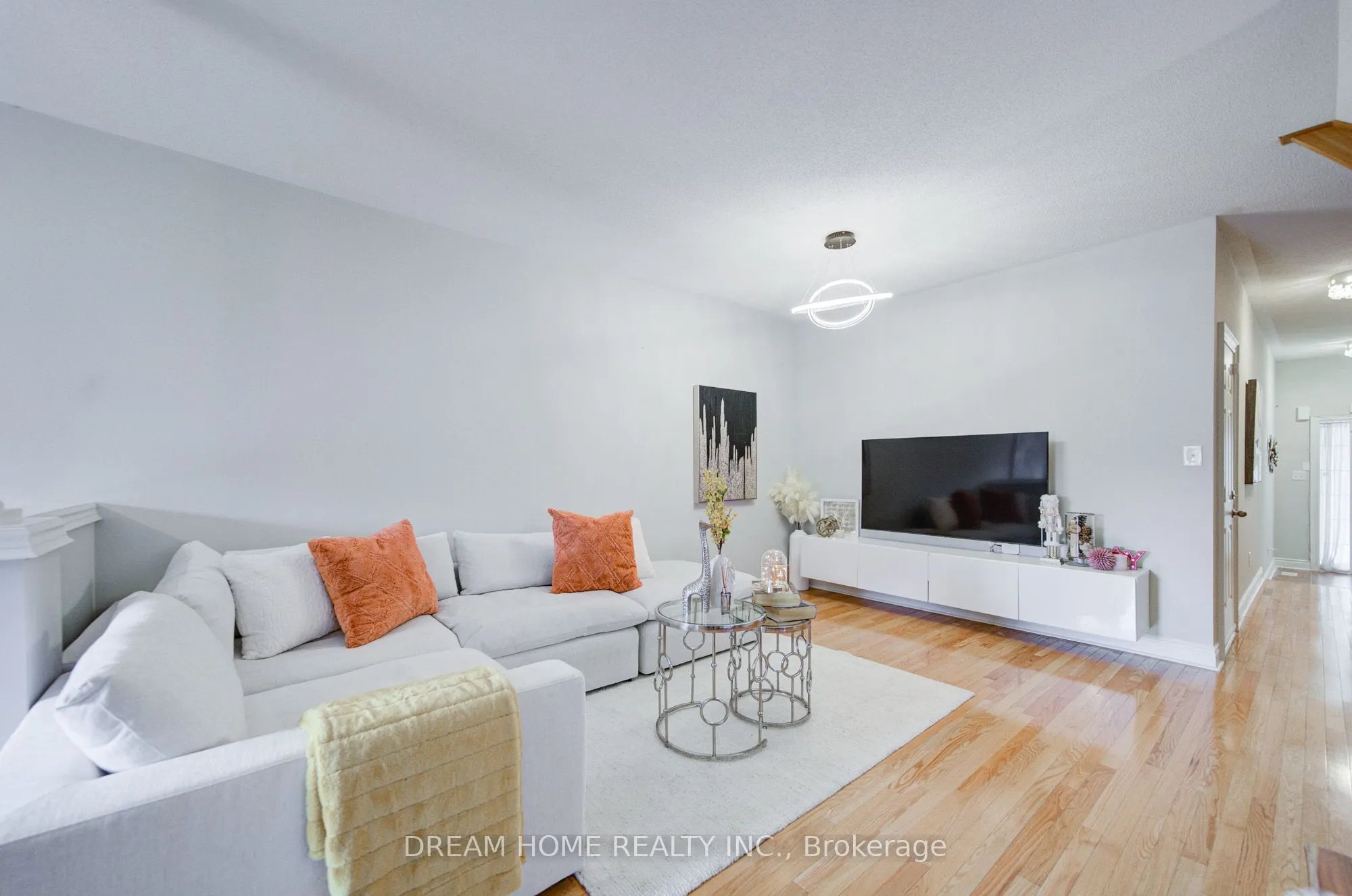 172 Tom Taylor Crescent