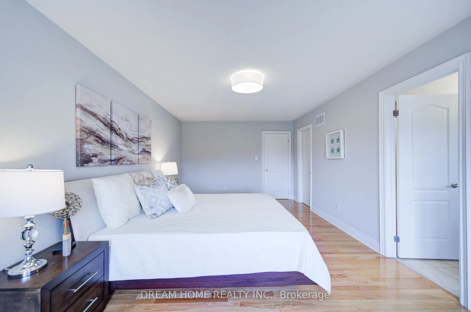 172 Tom Taylor Crescent