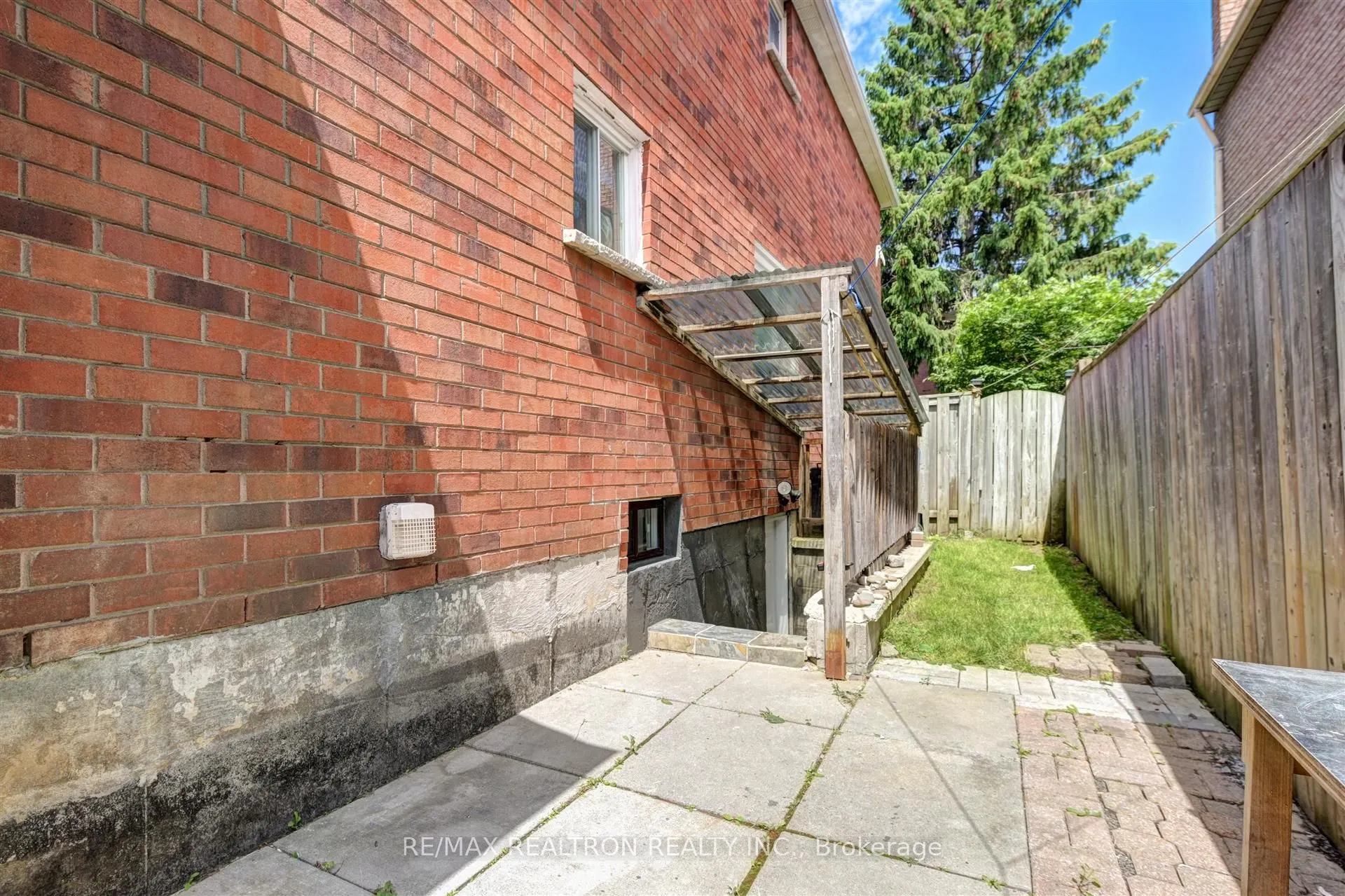 12 Randall Avenue, #Lower