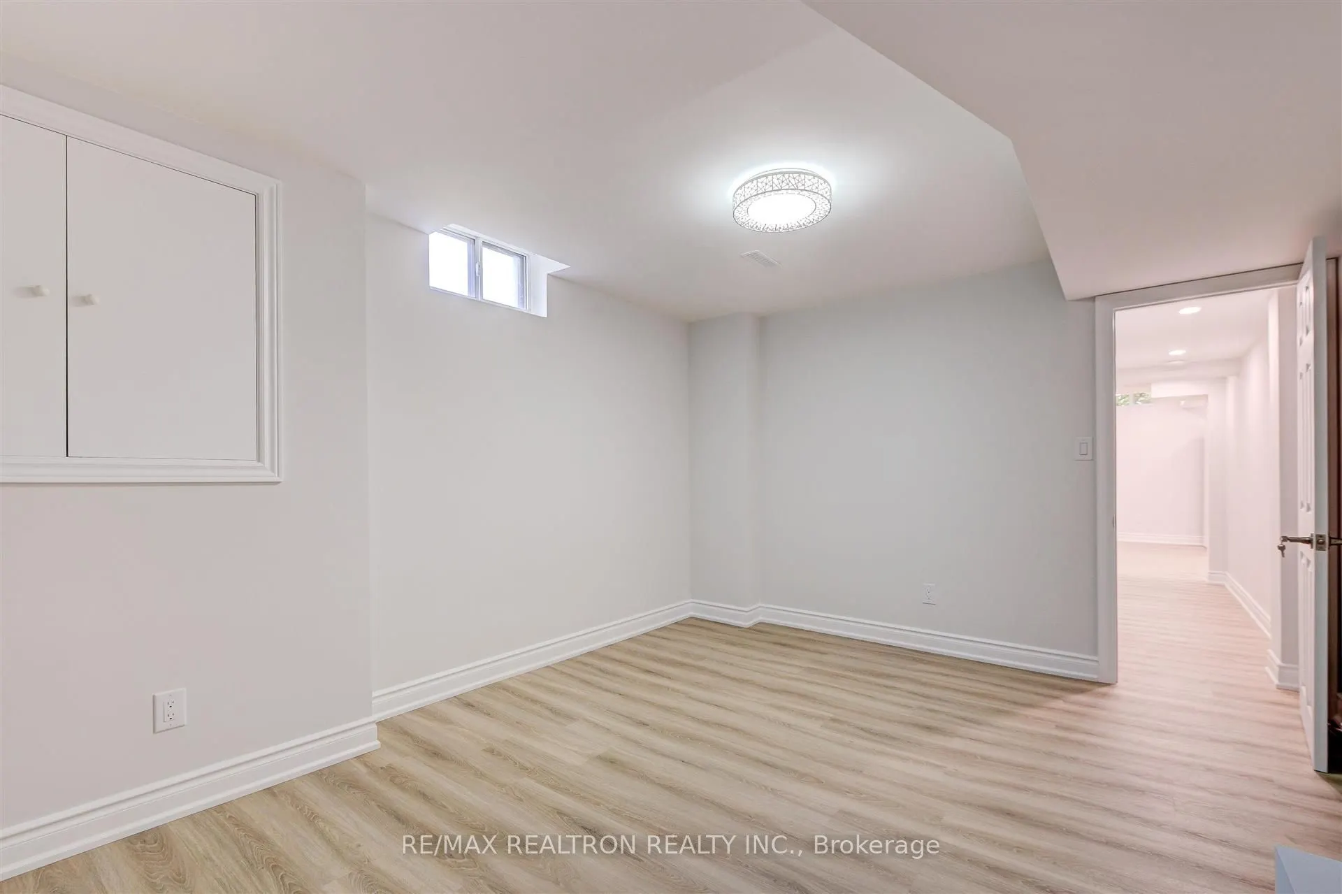 12 Randall Avenue, #Lower