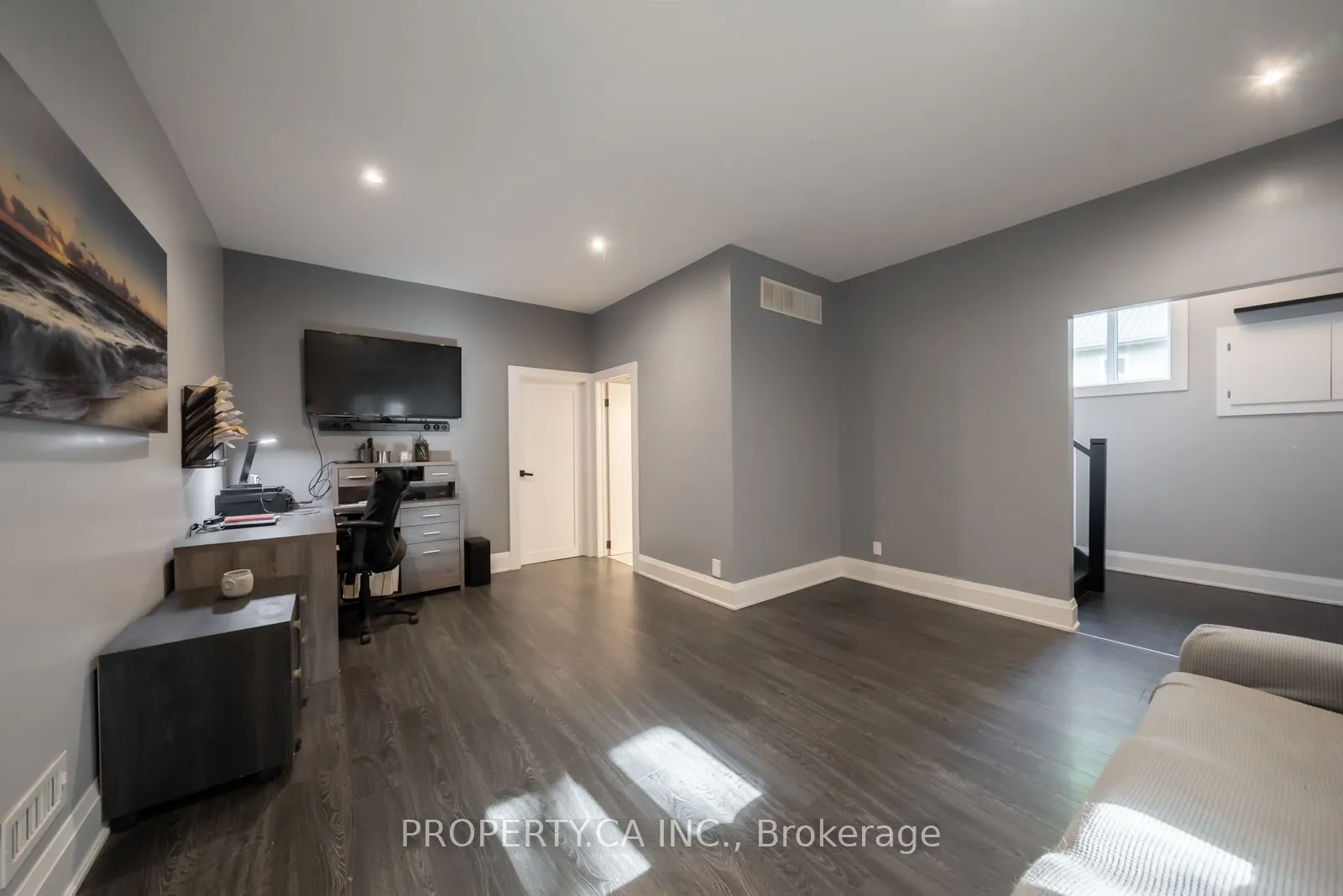 176 Pleasant Boulevard