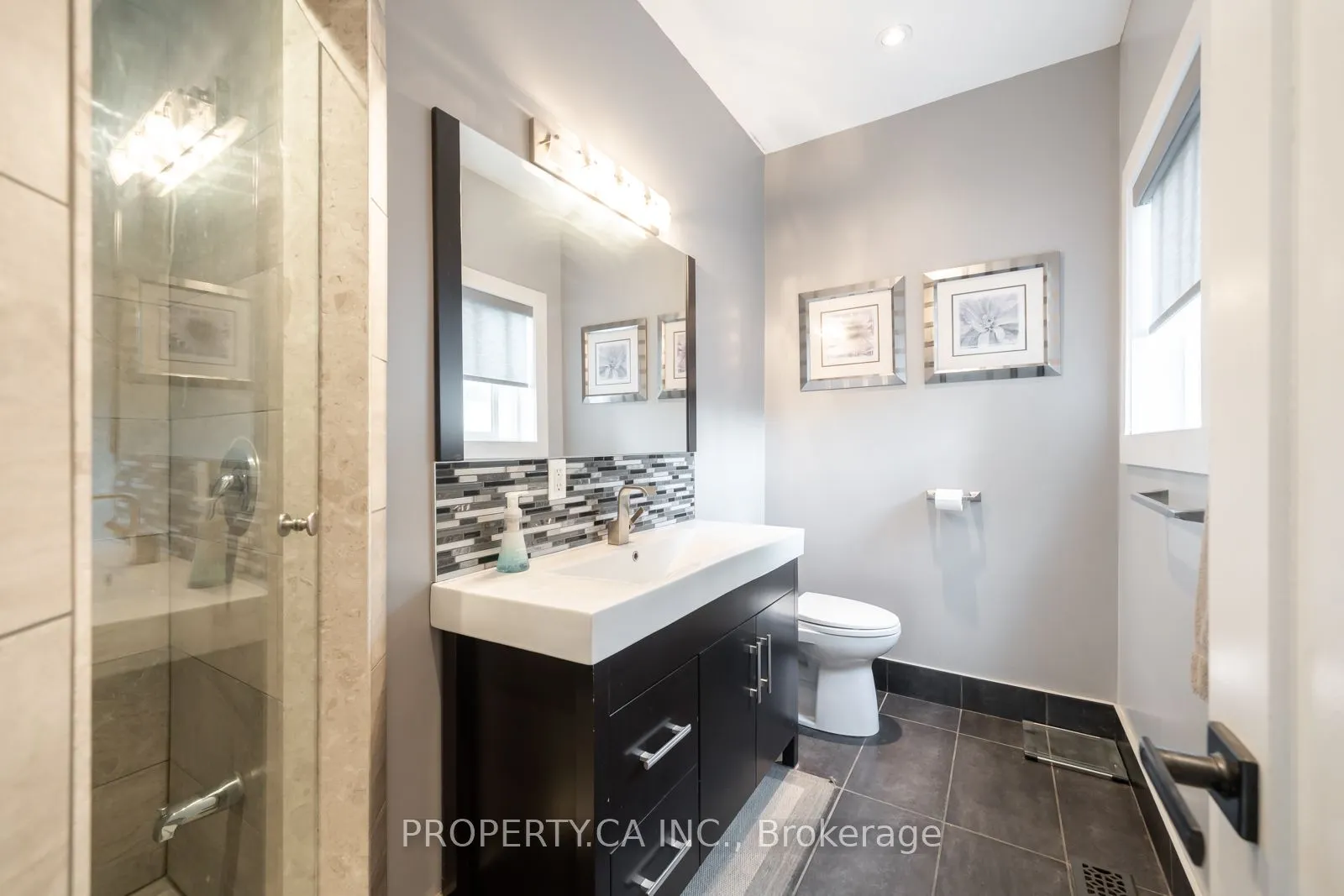 176 Pleasant Boulevard