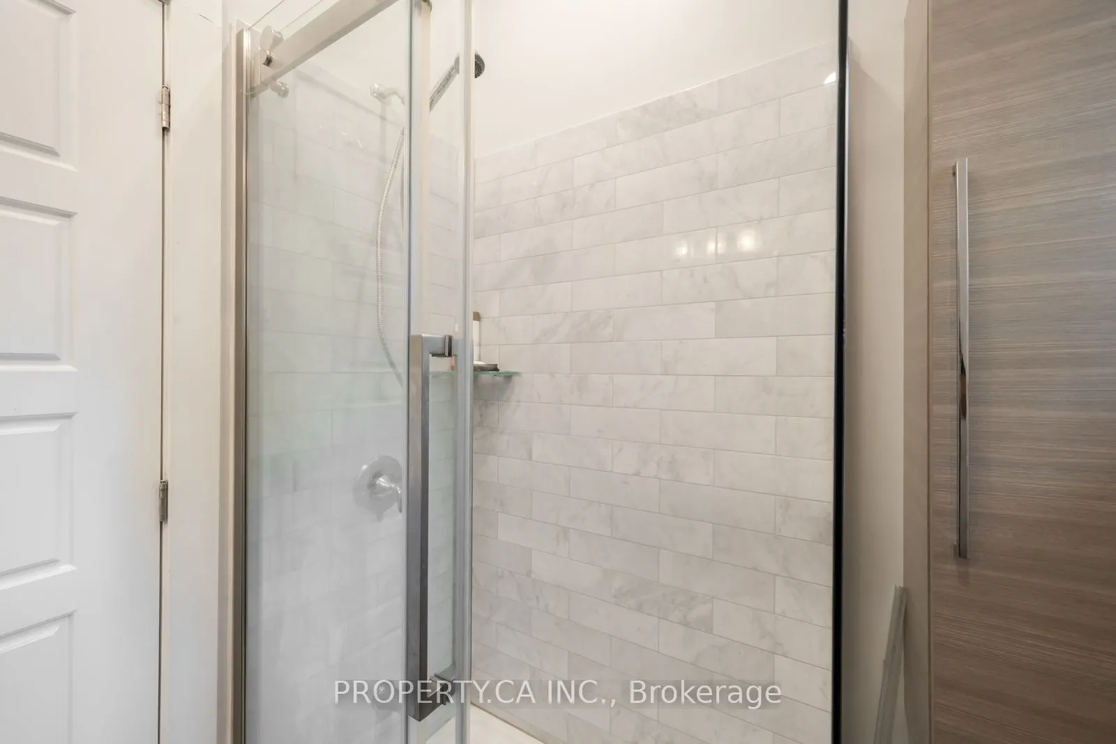 176 Pleasant Boulevard