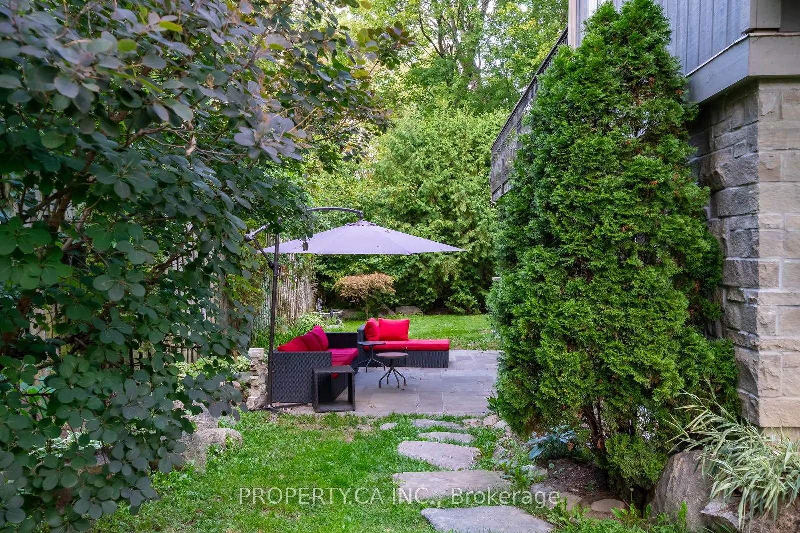 176 Pleasant Boulevard