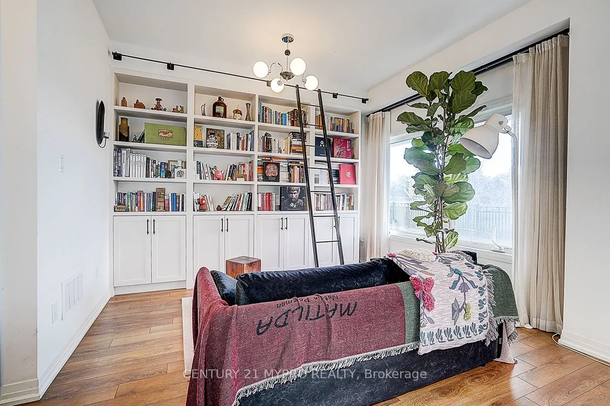 35 Alan Francis Lane