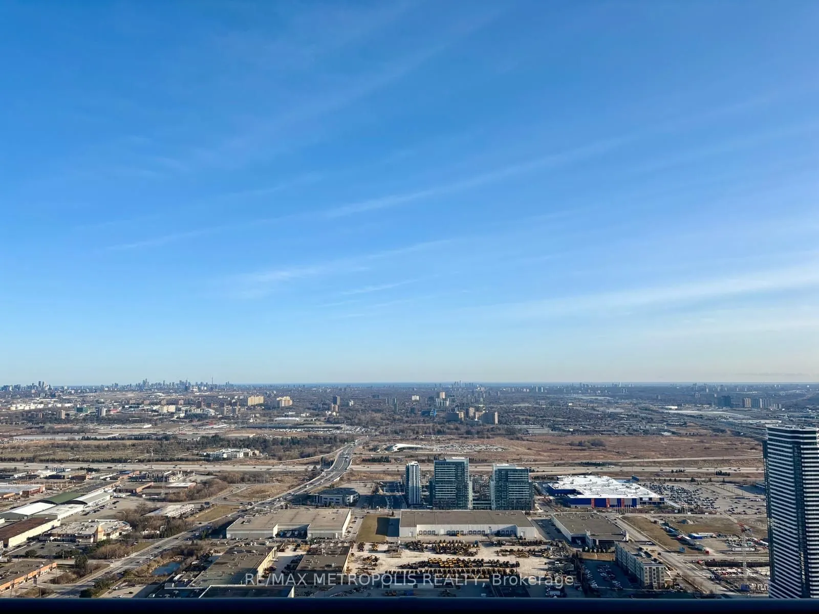 5 Buttermill Avenue, #PH08