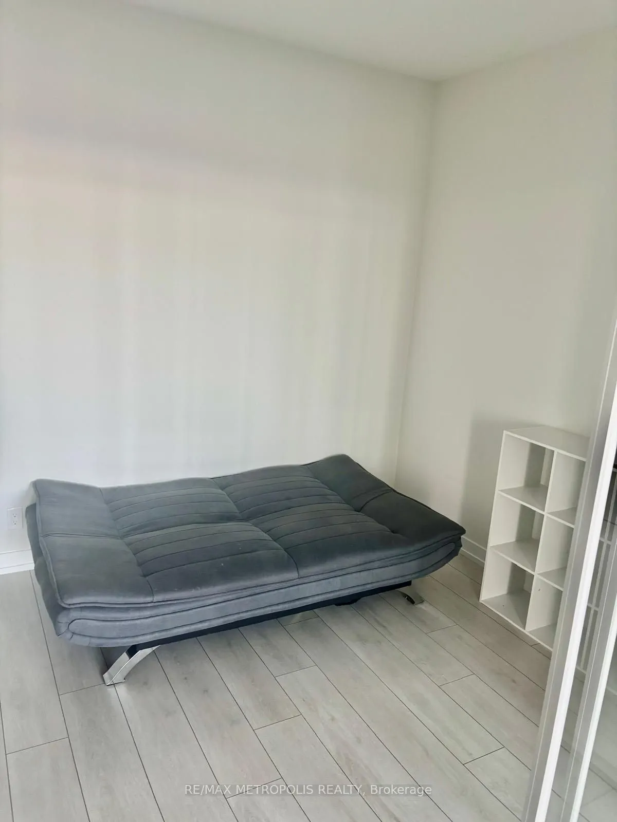 5 Buttermill Avenue, #PH08