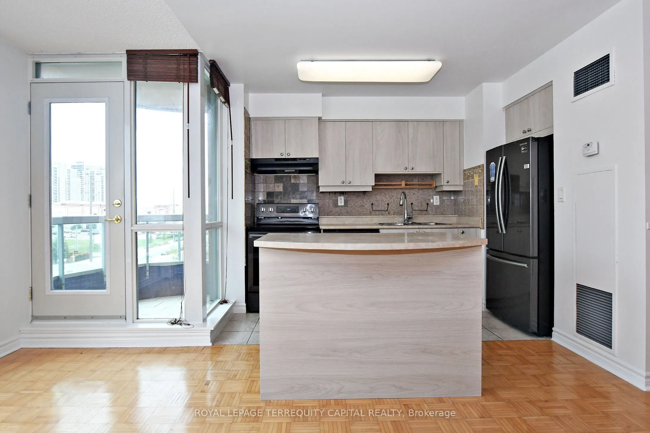 745 New Westminster Drive, #507