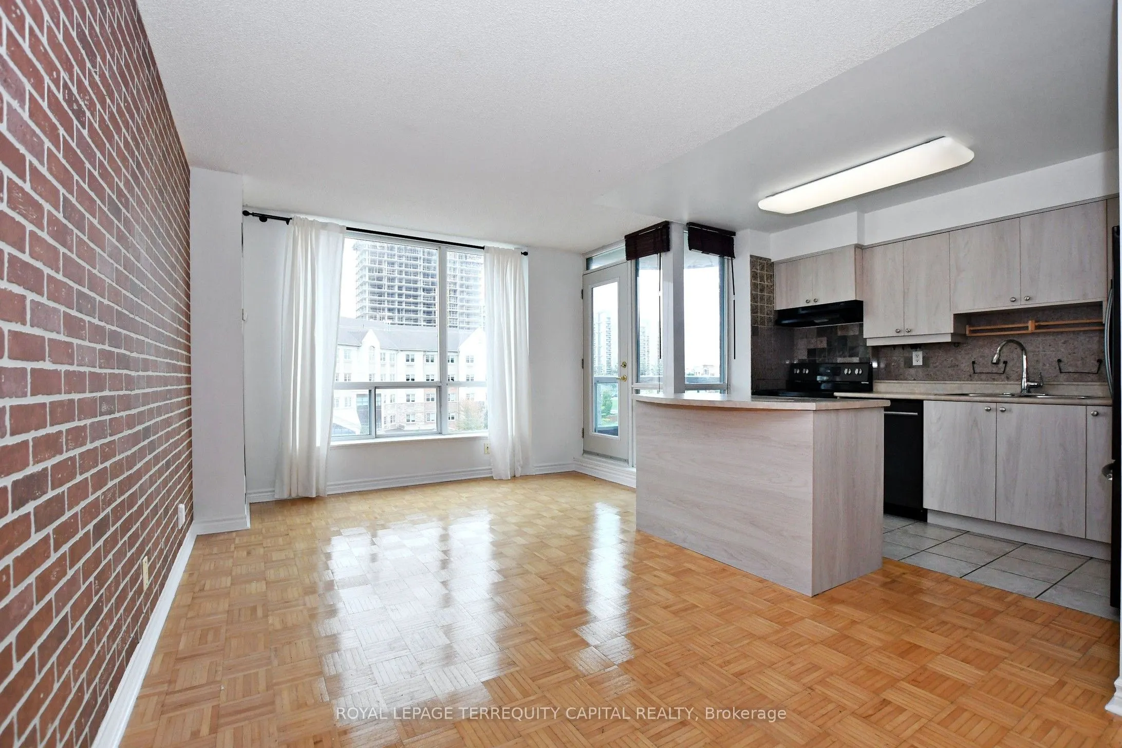 745 New Westminster Drive, #507