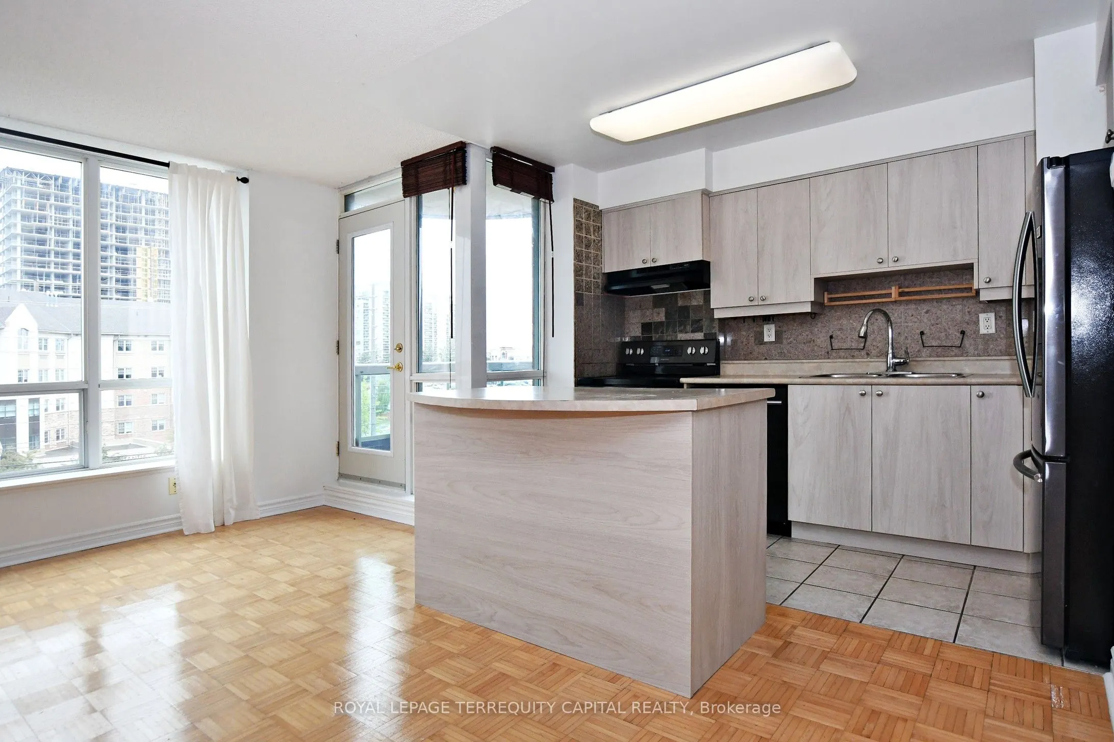 745 New Westminster Drive, #507