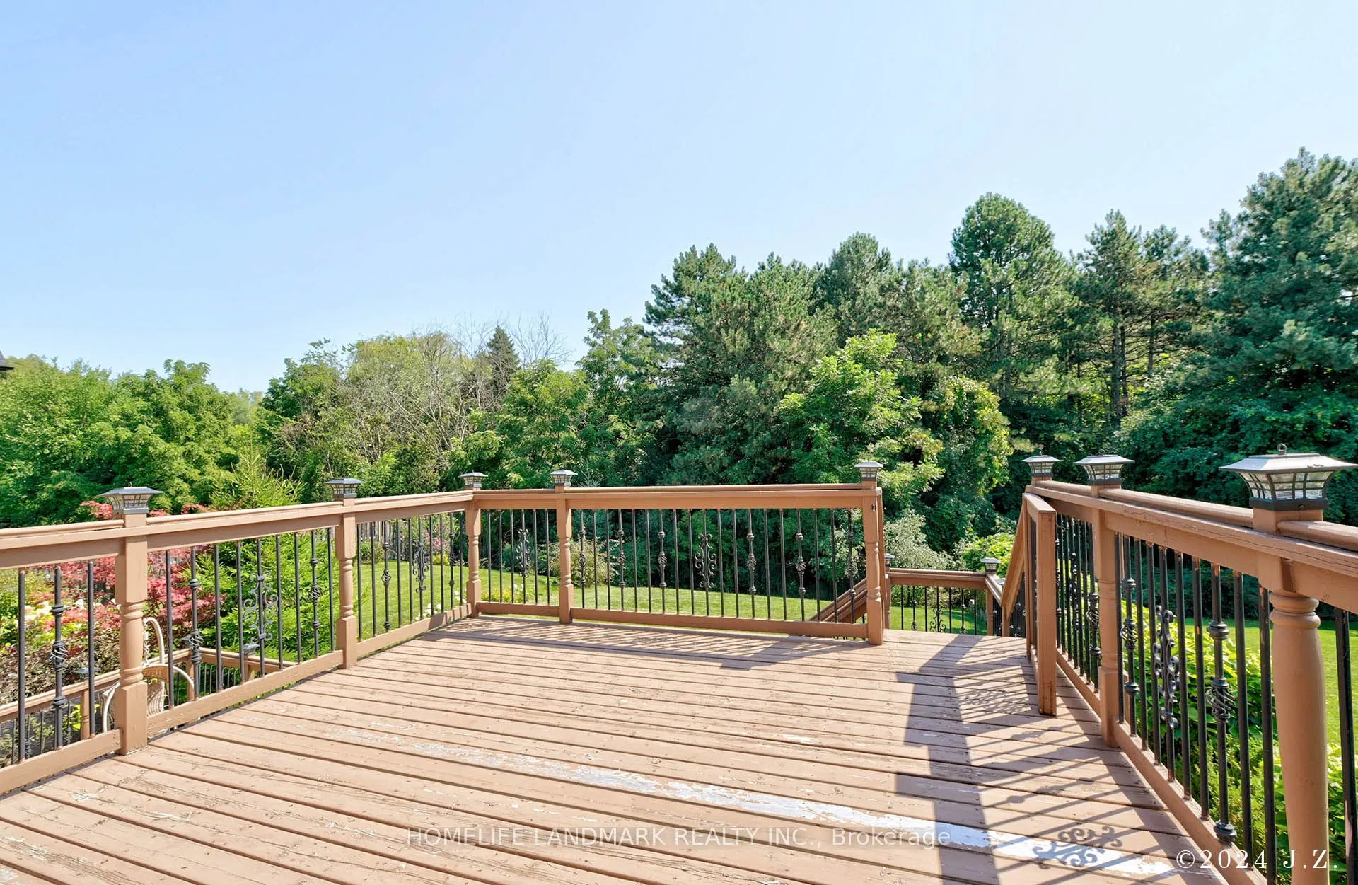 57 Castleglen Boulevard