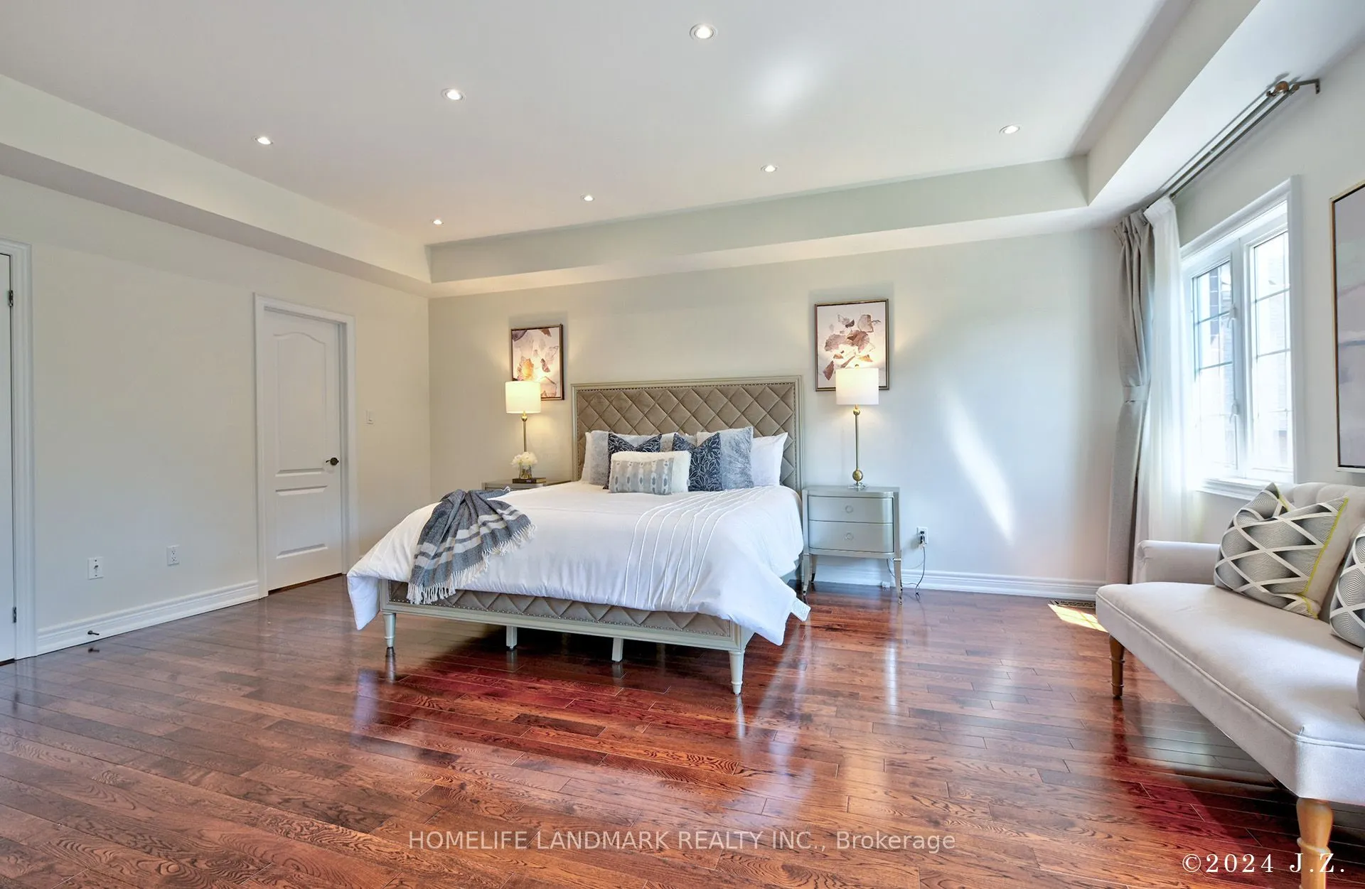 57 Castleglen Boulevard