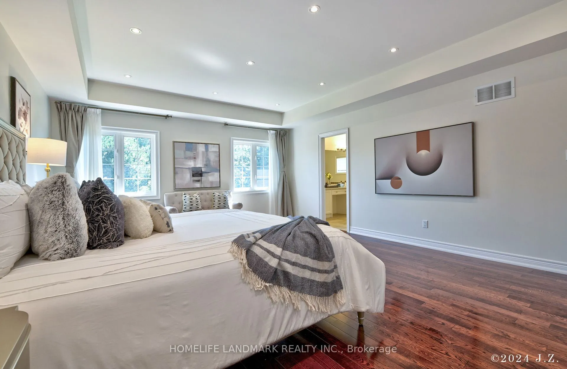 57 Castleglen Boulevard