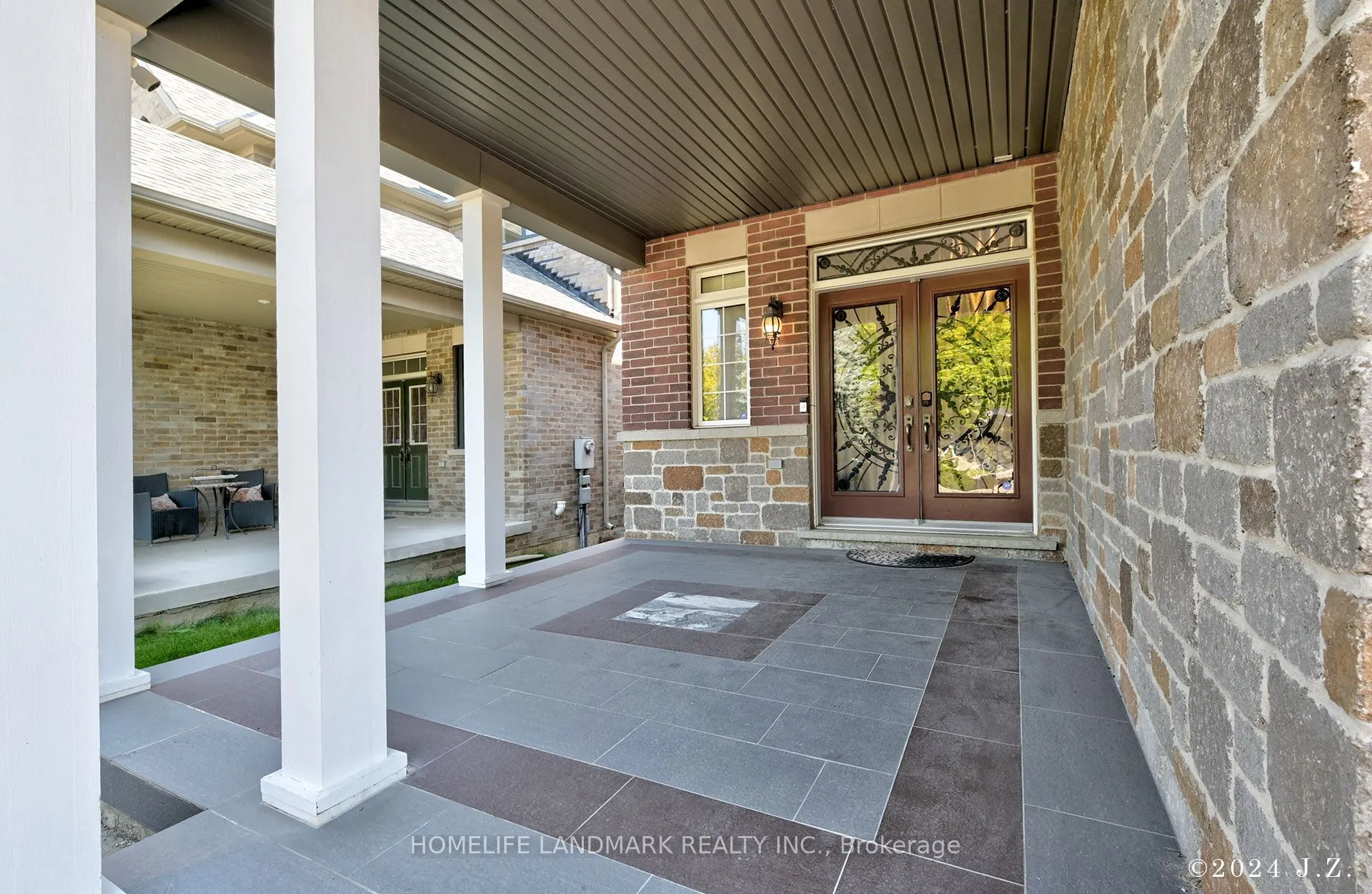 57 Castleglen Boulevard