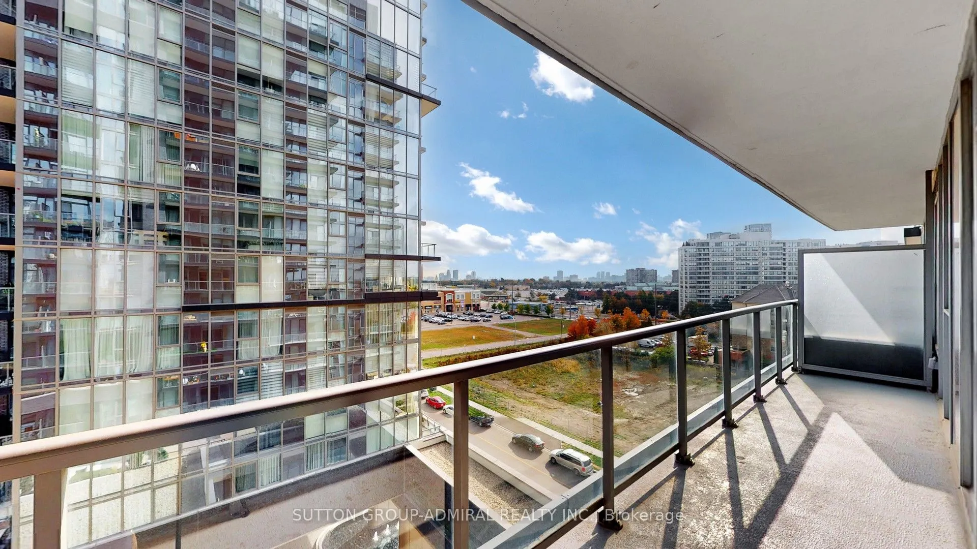 10 Gatineau Drive, #716