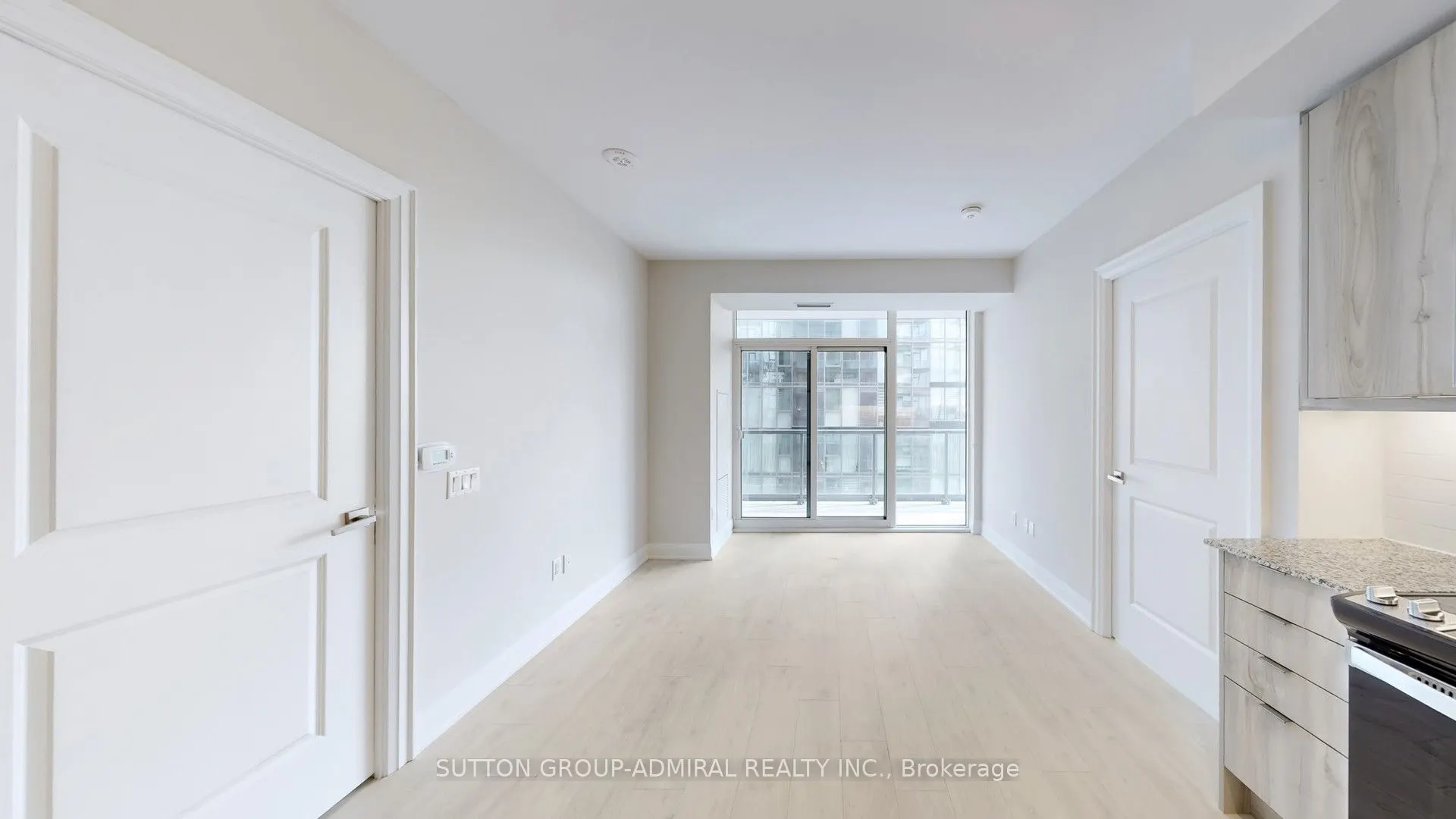 10 Gatineau Drive, #716