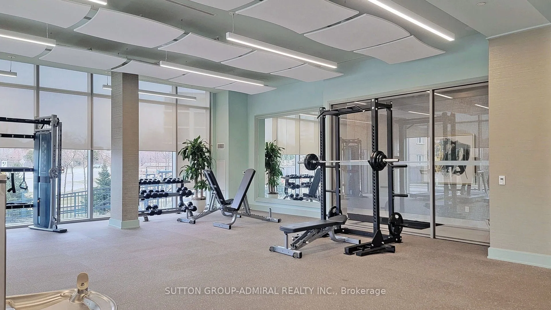 10 Gatineau Drive, #716