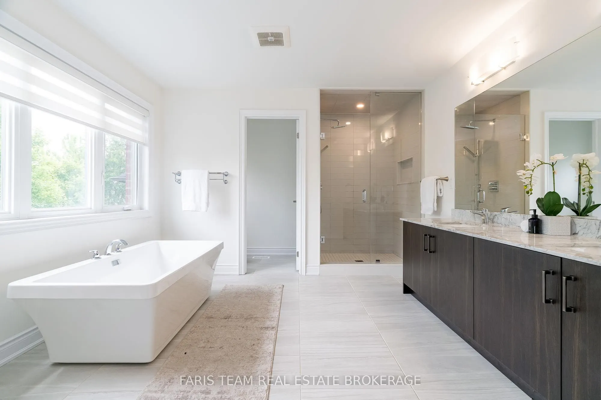 1425 Blackmore Street