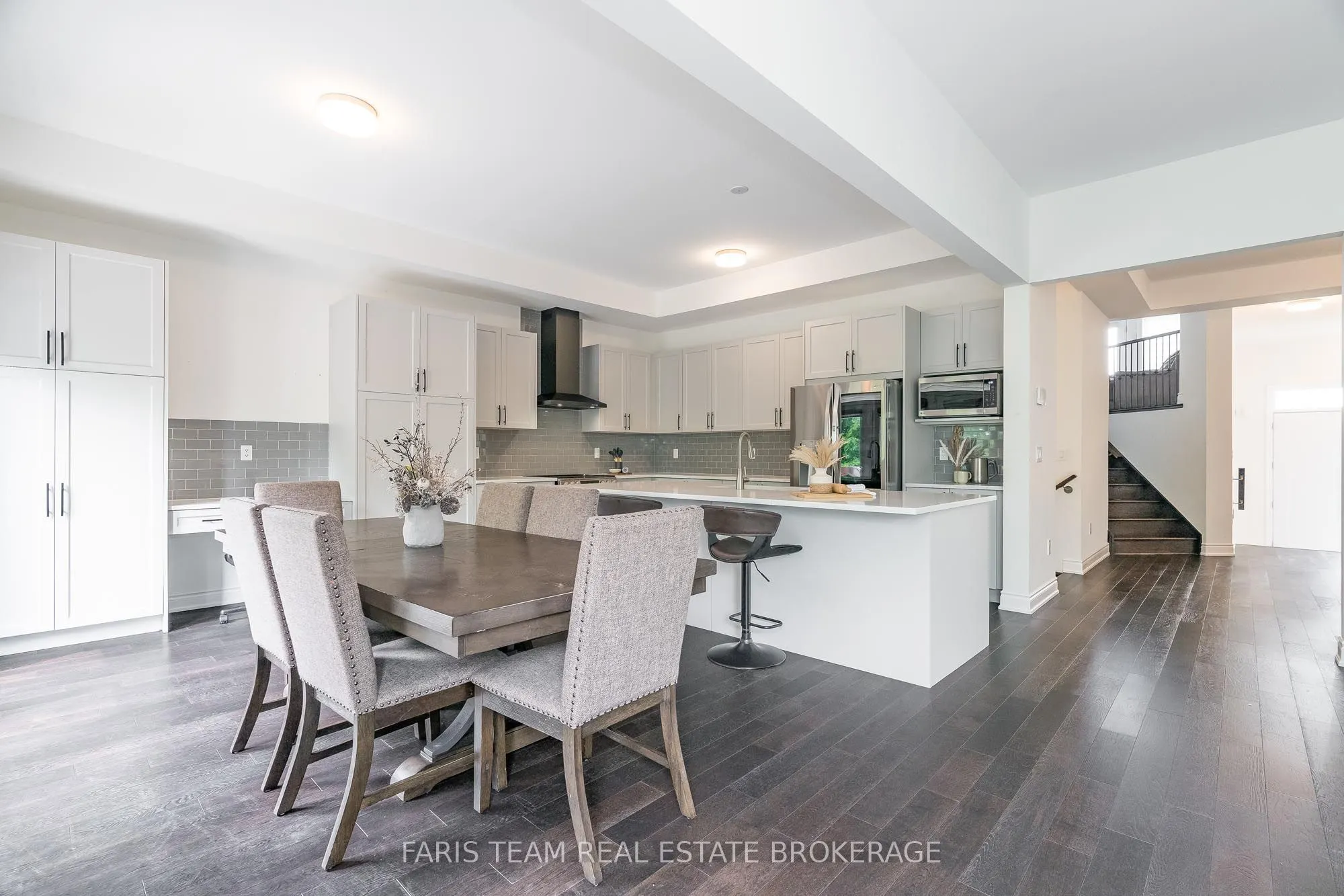 1425 Blackmore Street