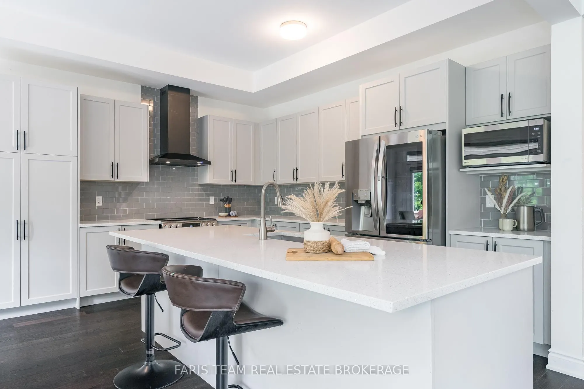 1425 Blackmore Street