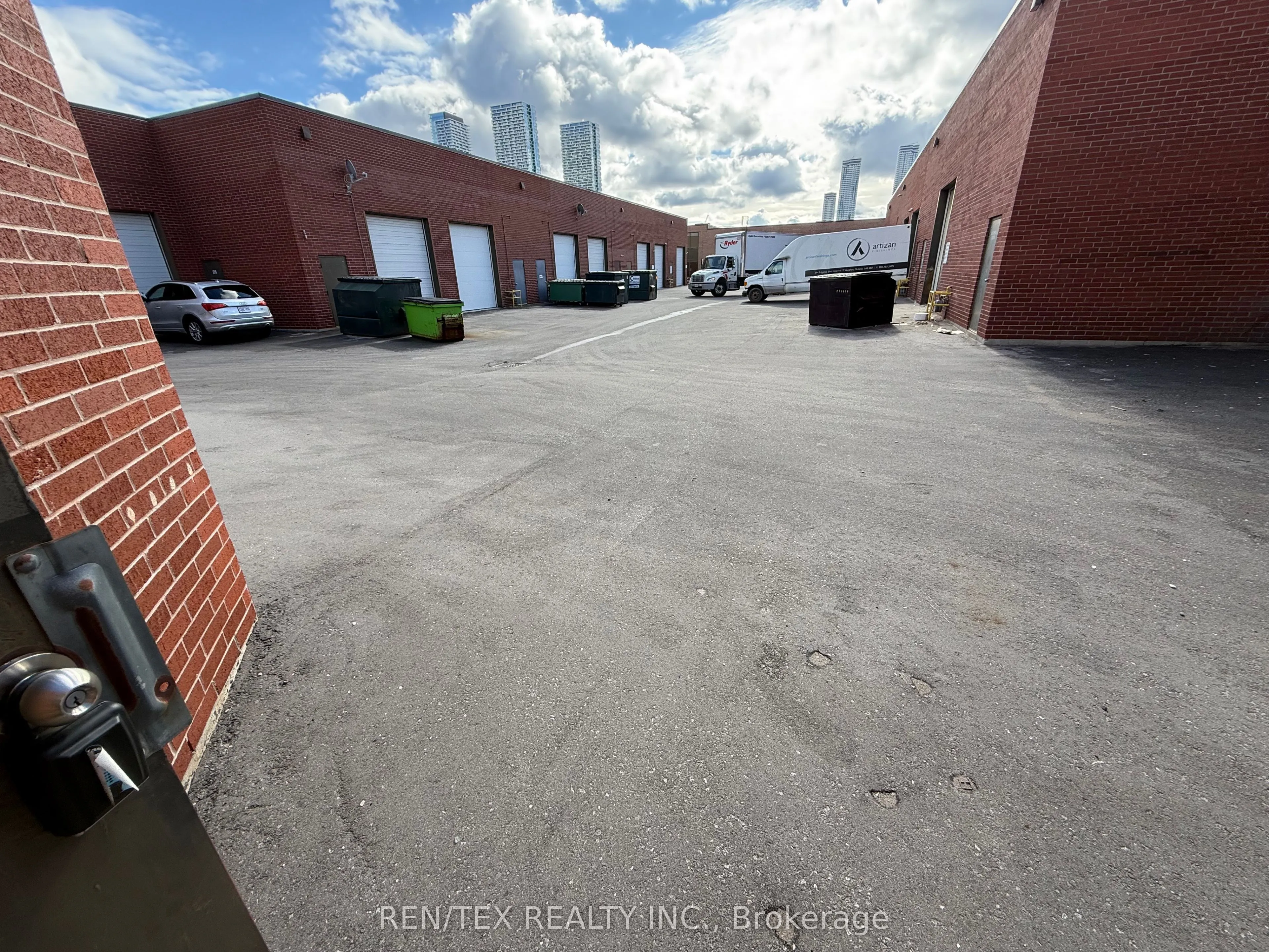 344 Edgeley Boulevard, #23