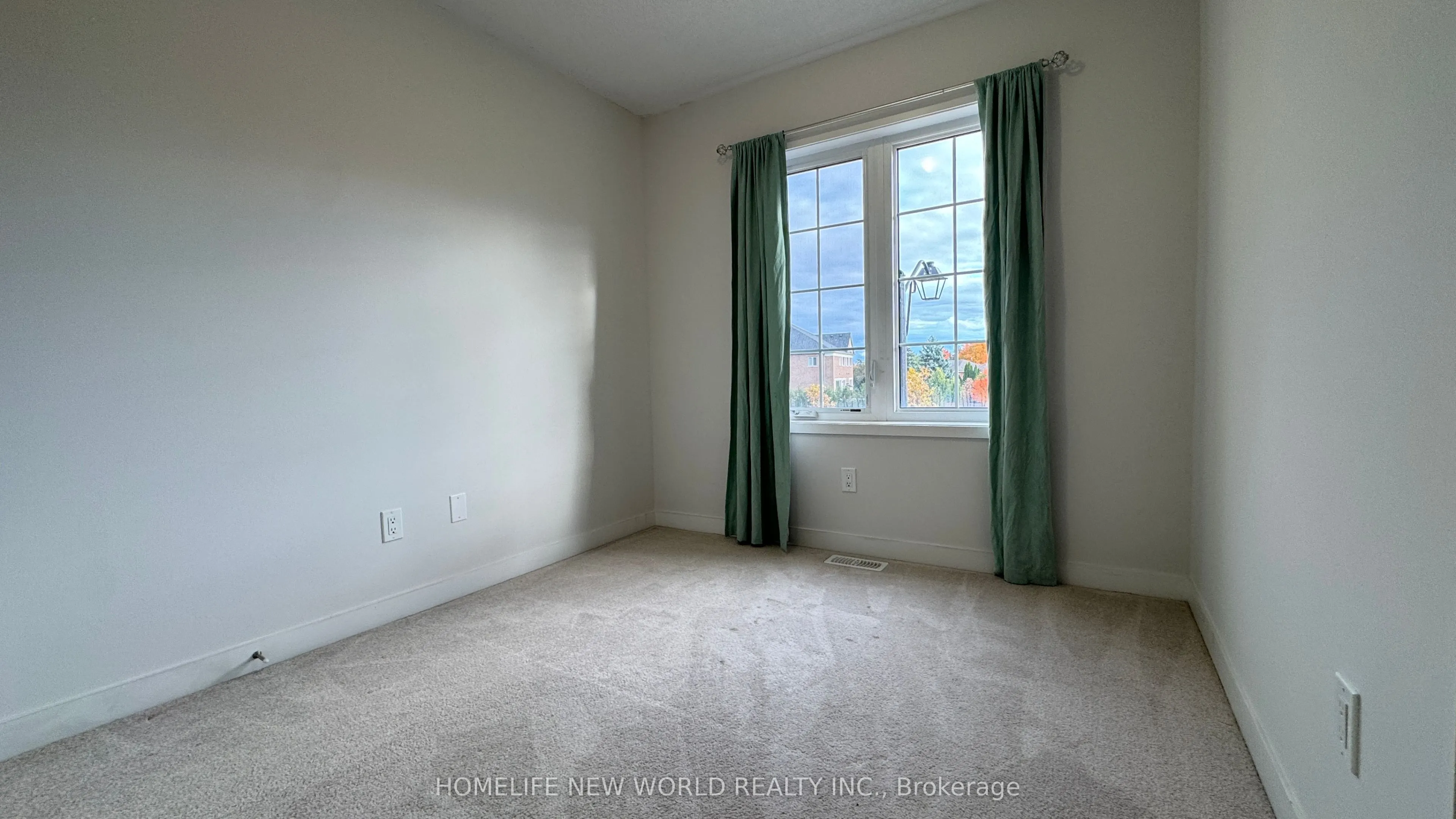 120 Knott End Crescent