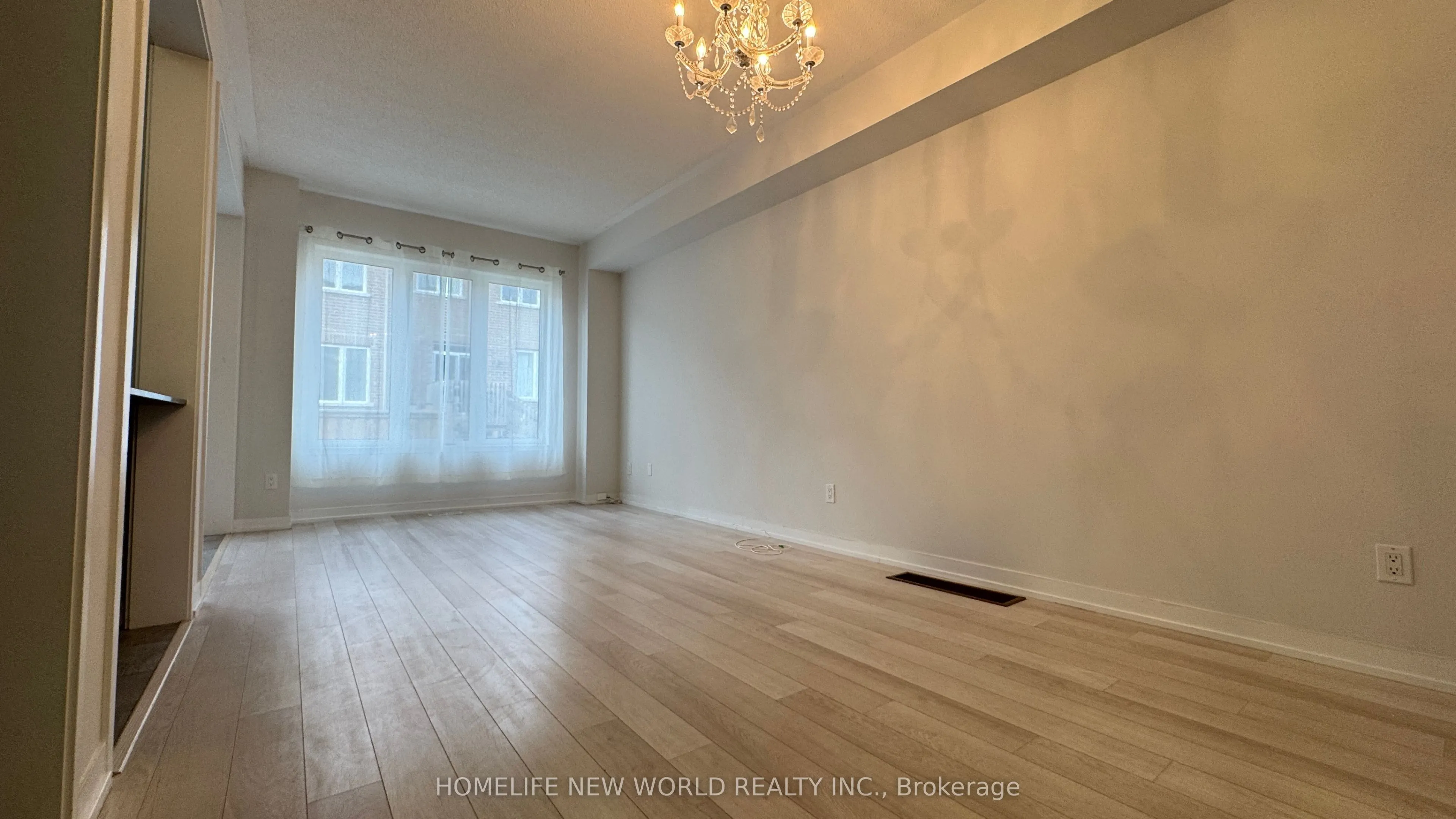 120 Knott End Crescent