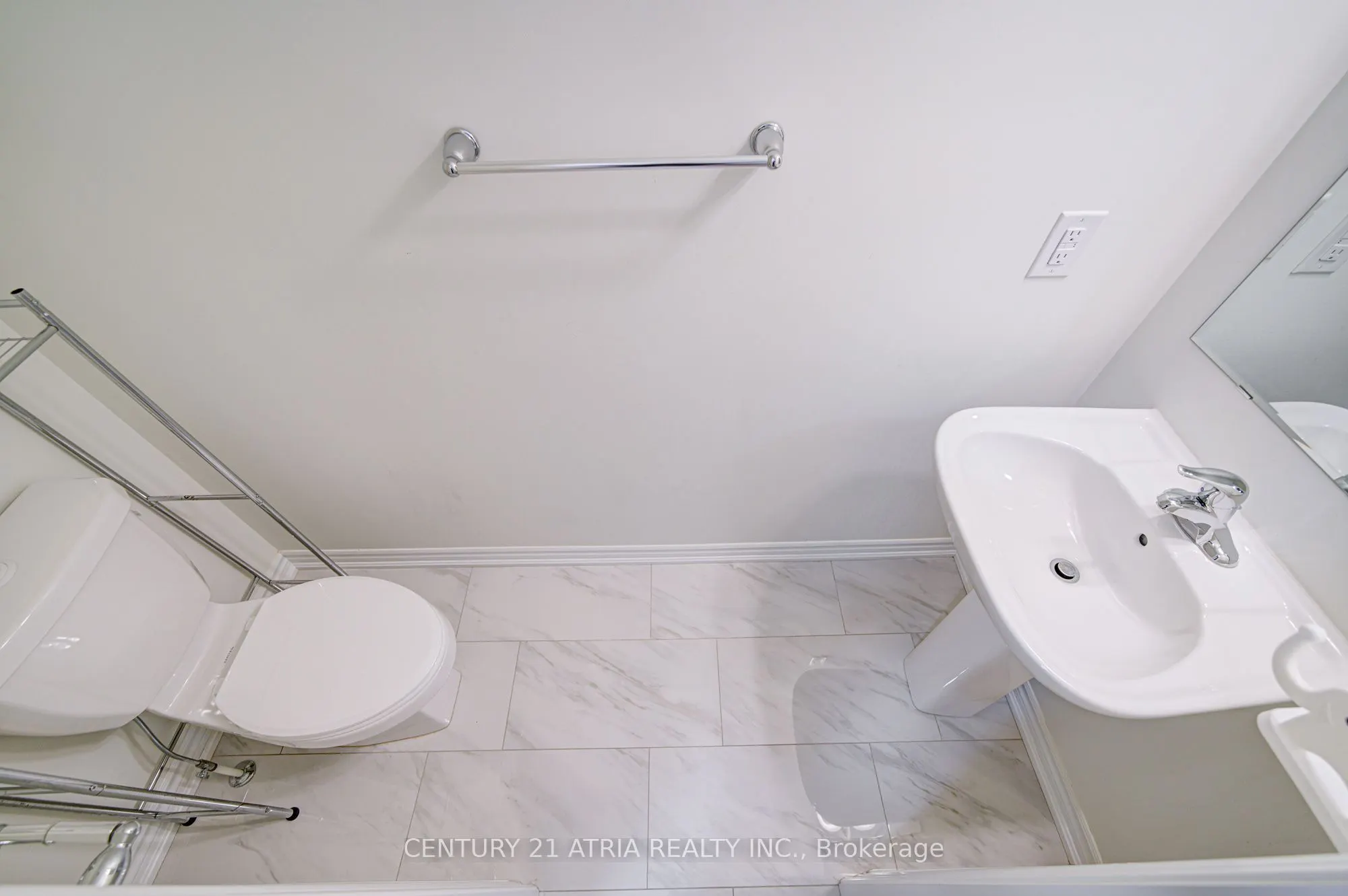 29 Thomas Frisby Jr Crescent