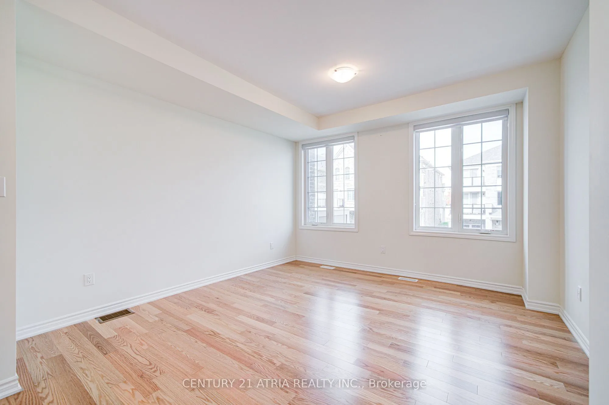 29 Thomas Frisby Jr Crescent