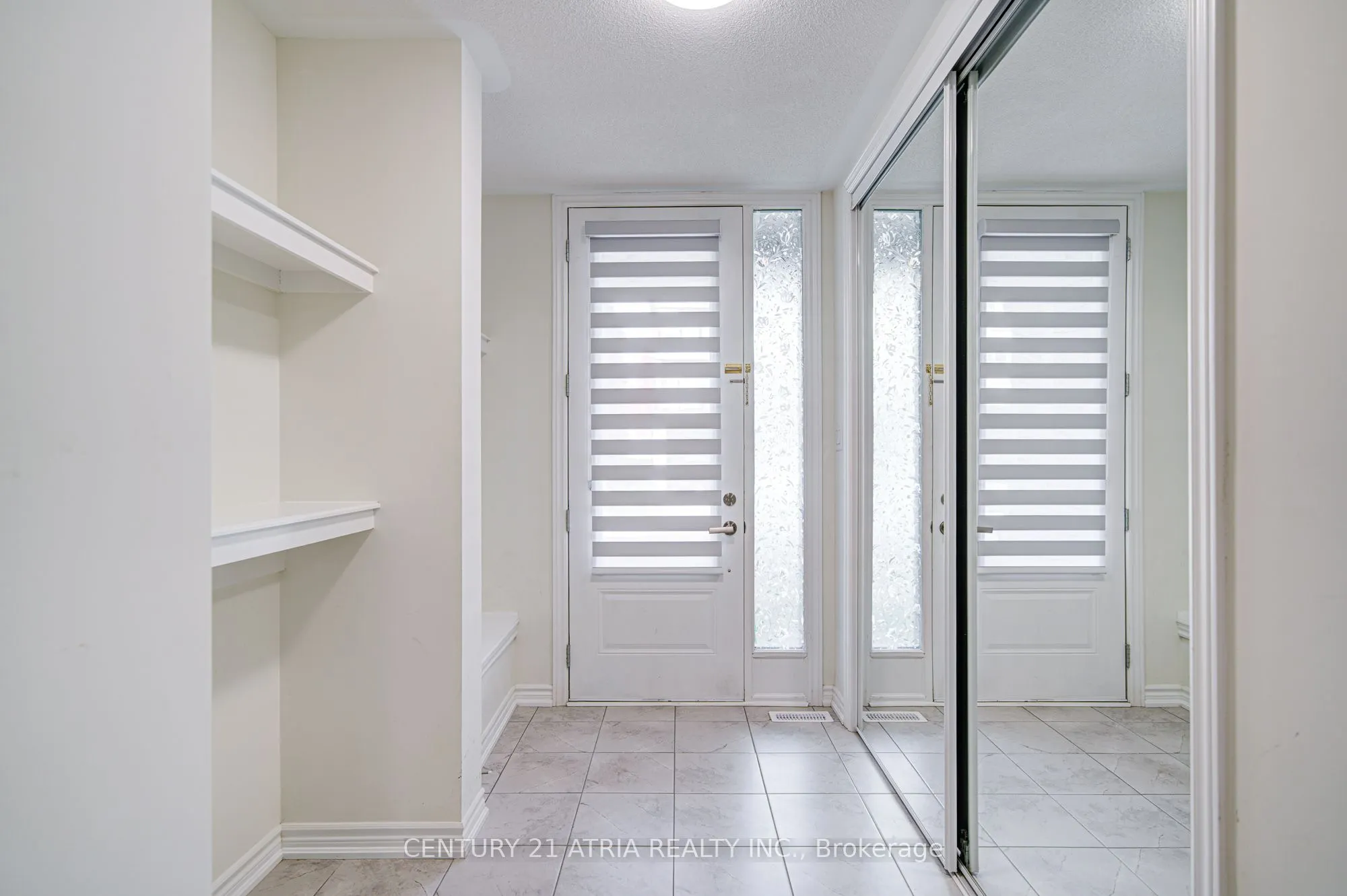 29 Thomas Frisby Jr Crescent