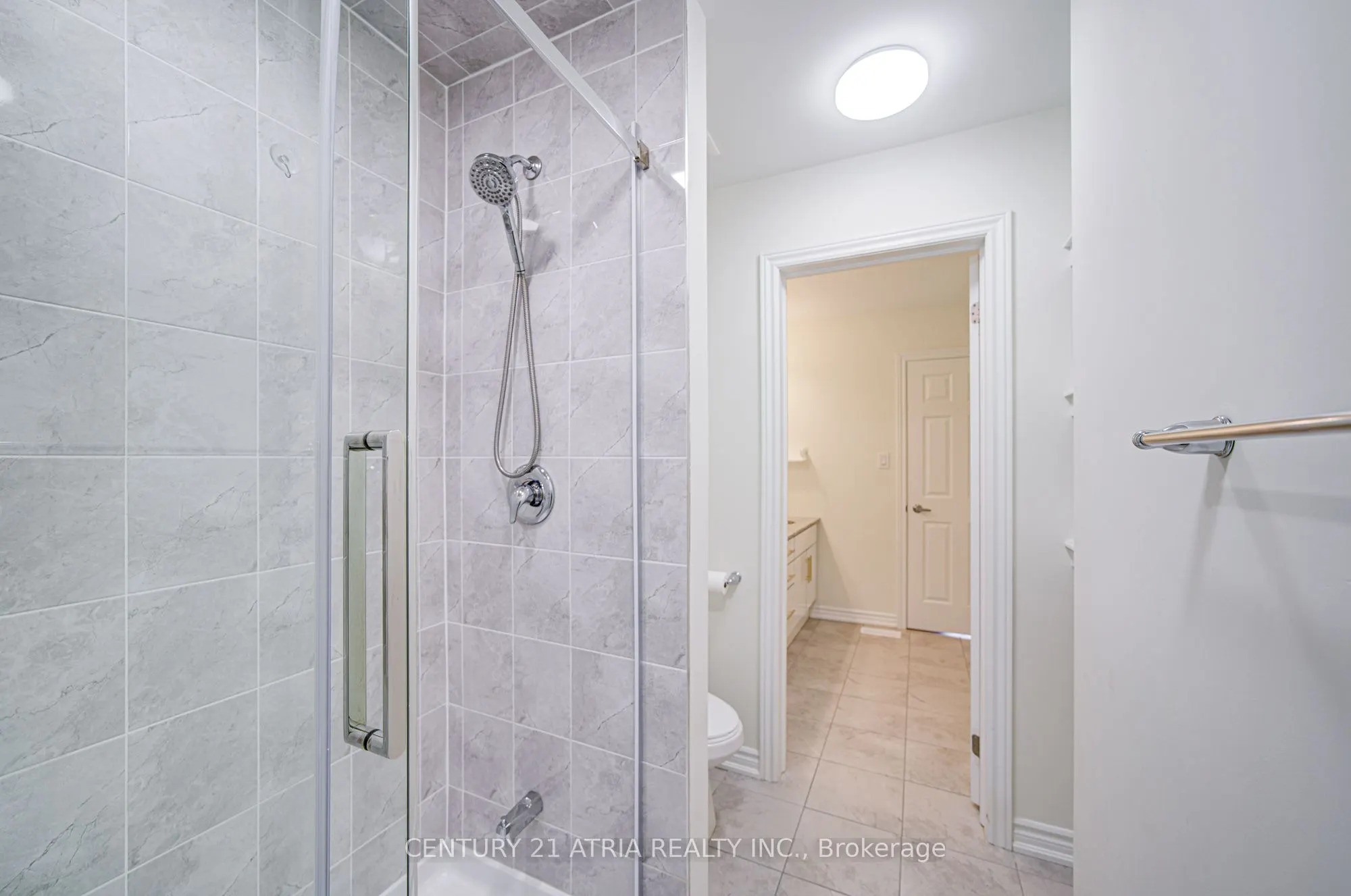 29 Thomas Frisby Jr Crescent