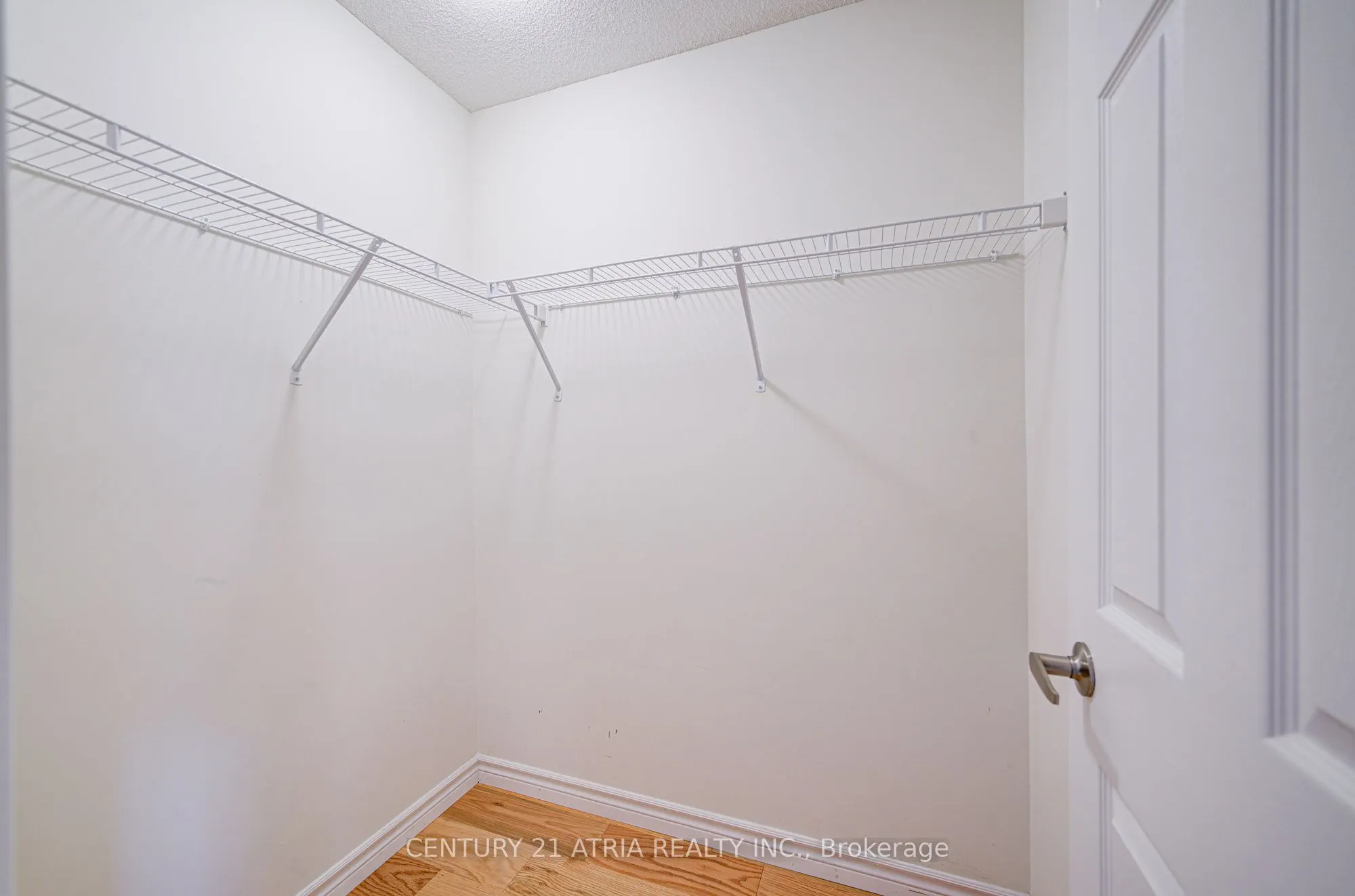 29 Thomas Frisby Jr Crescent