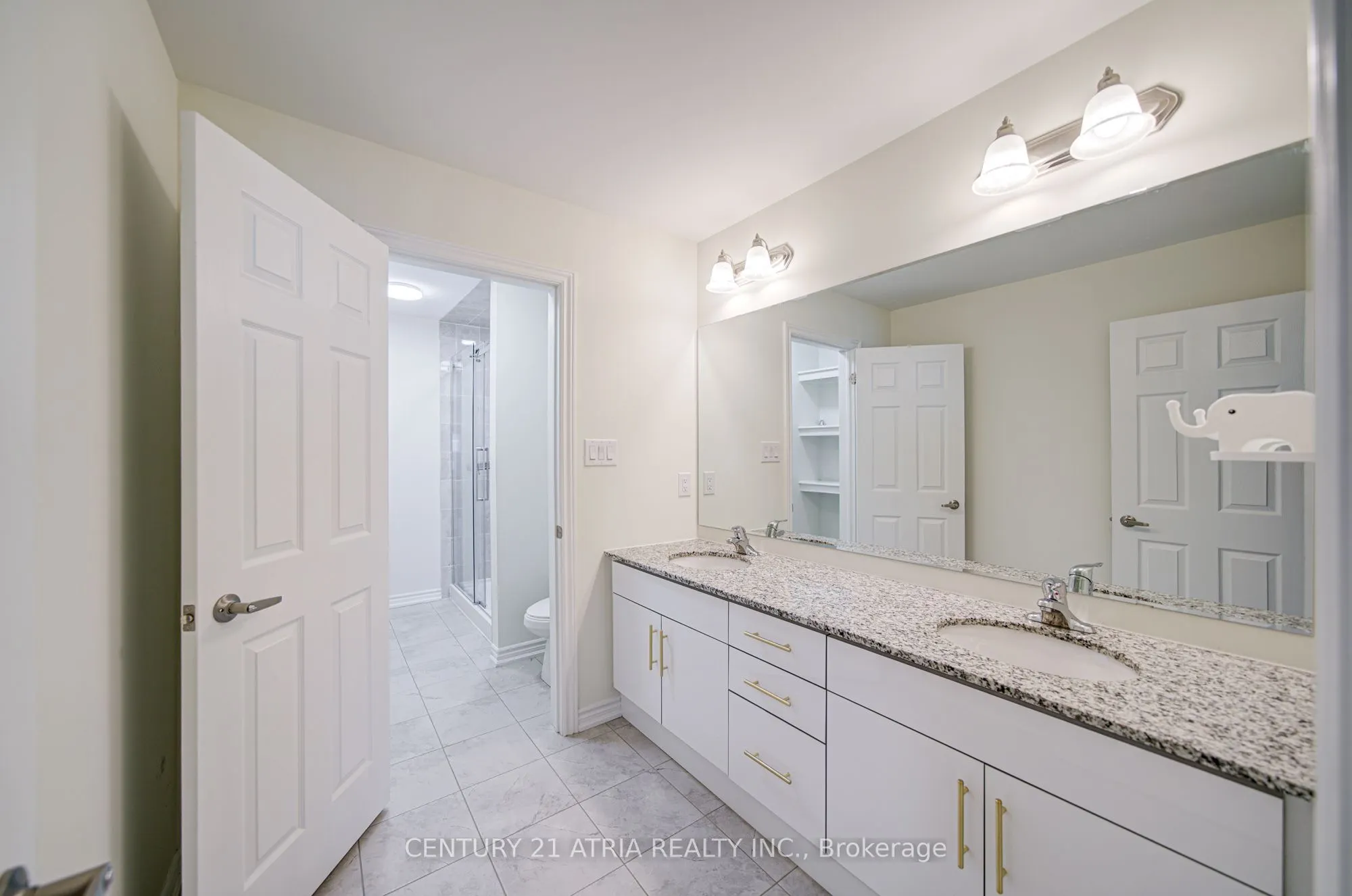 29 Thomas Frisby Jr Crescent