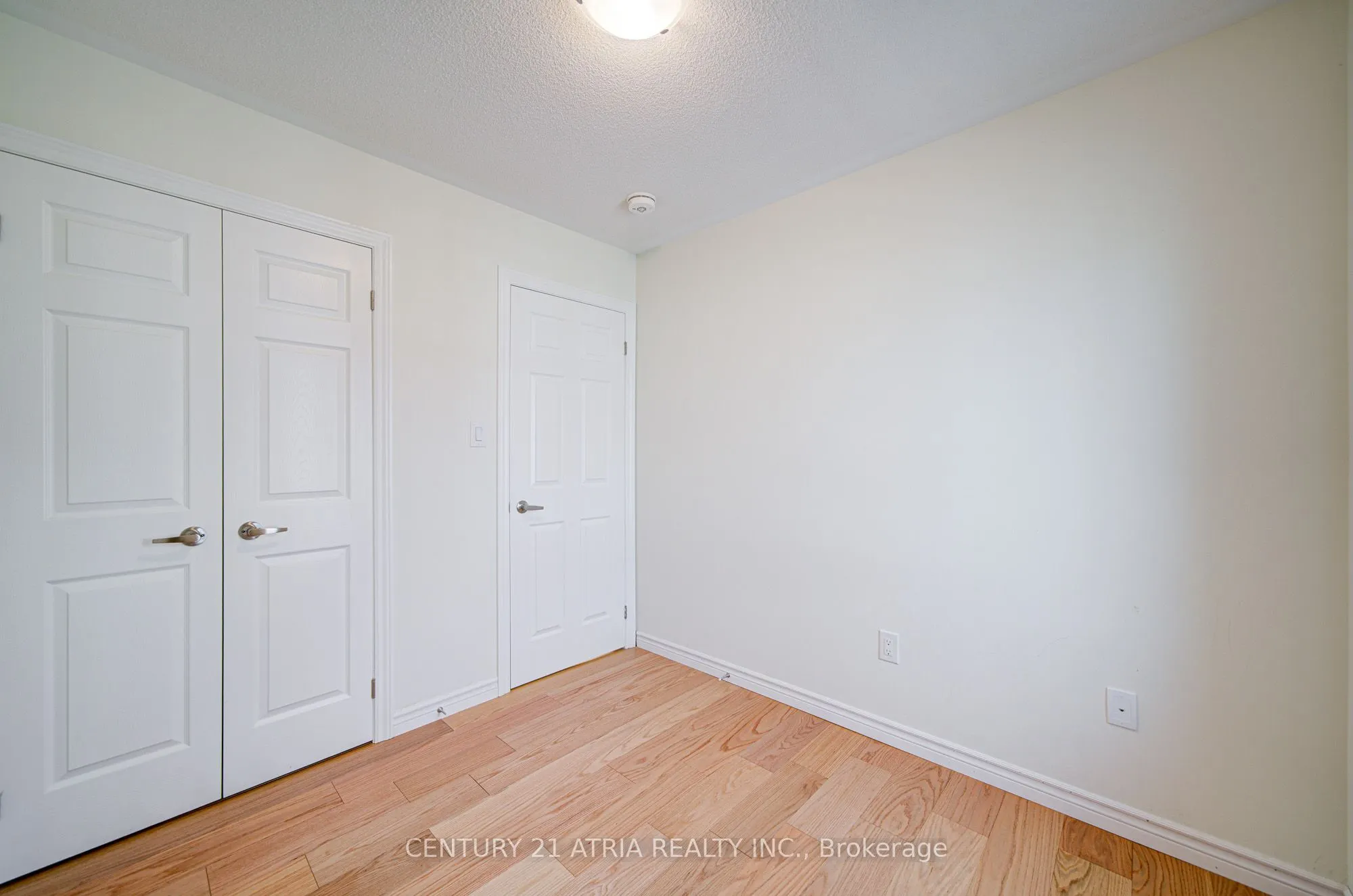 29 Thomas Frisby Jr Crescent