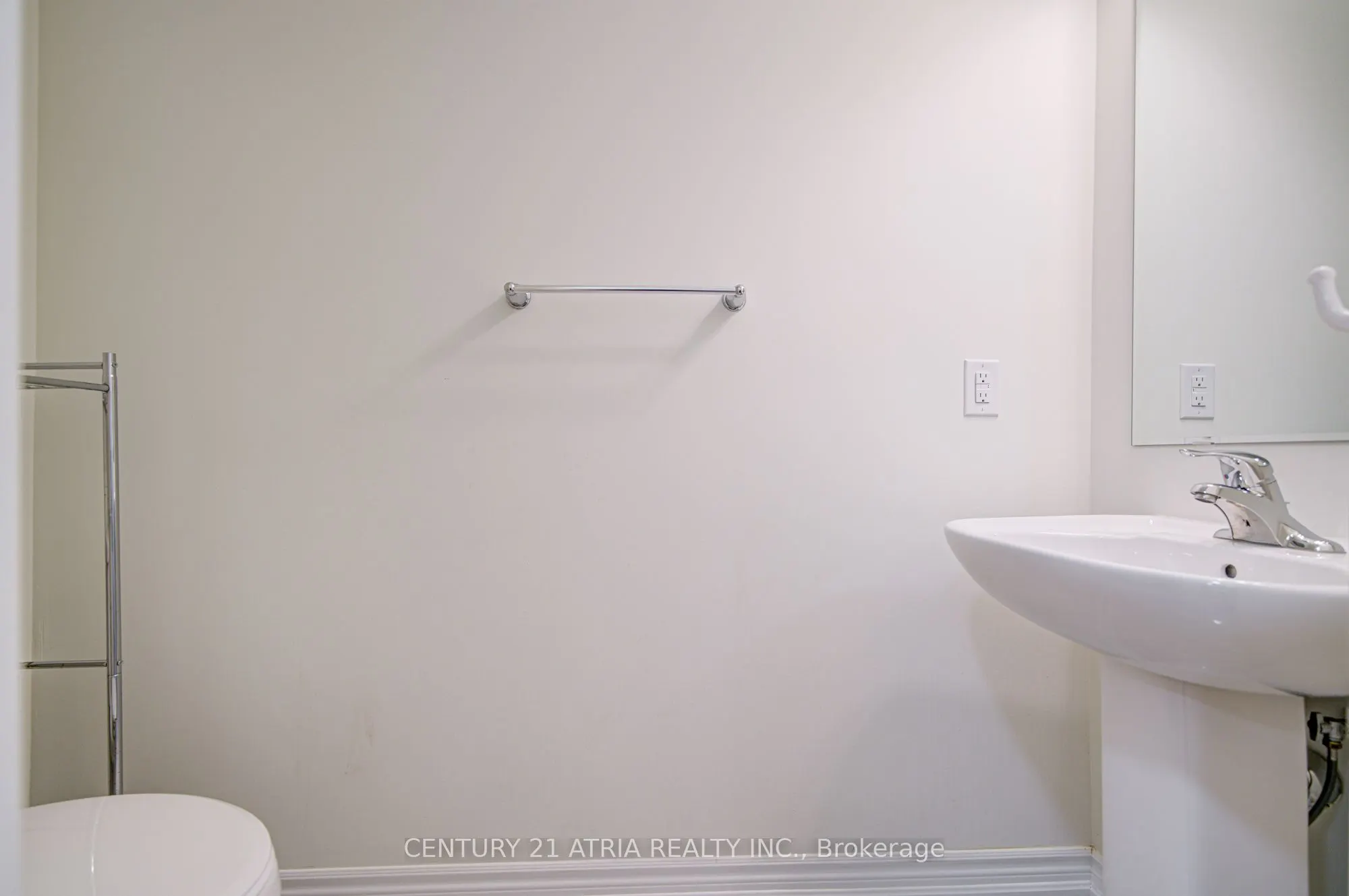 29 Thomas Frisby Jr Crescent