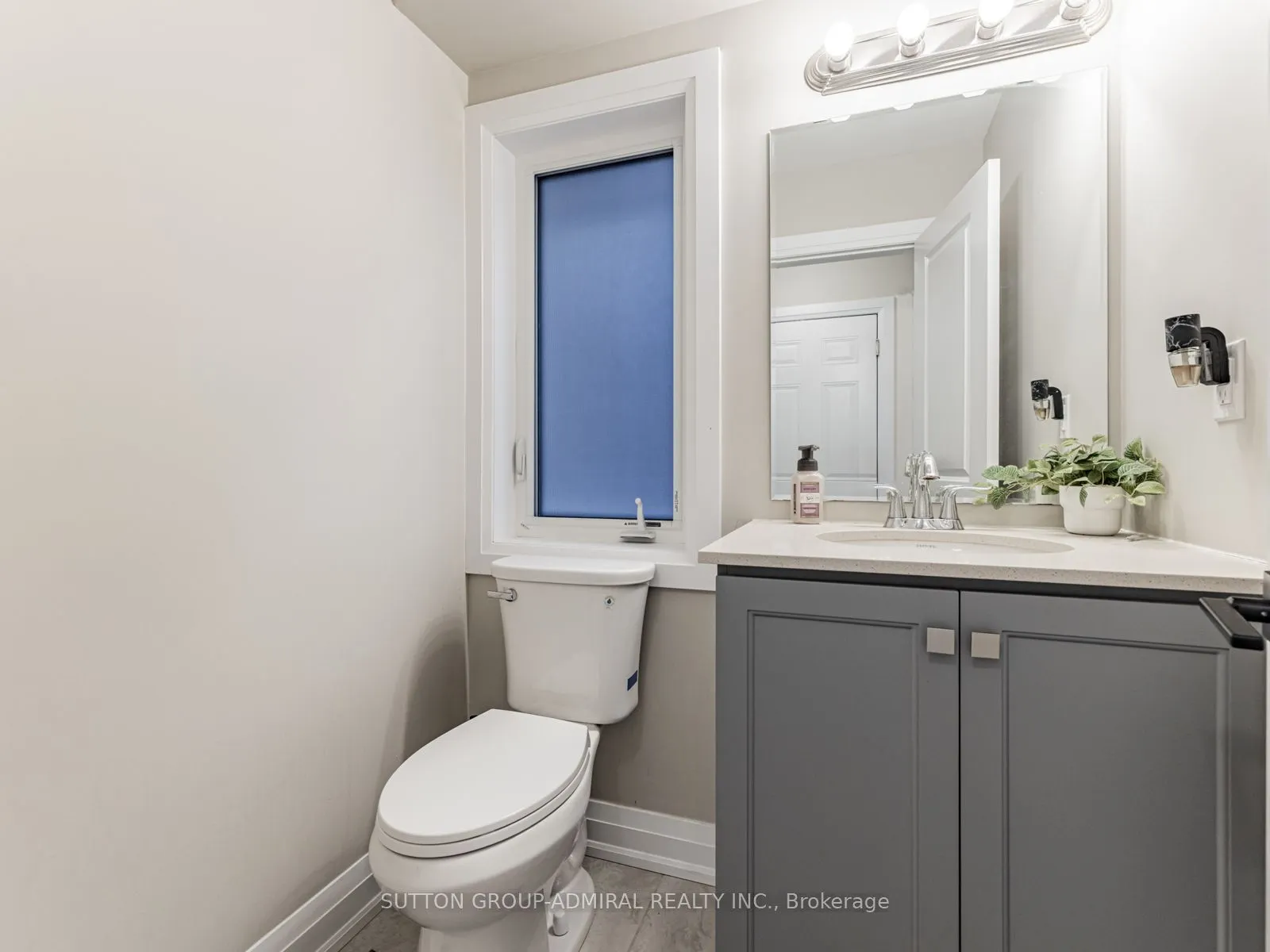 915 Isaac Phillips Way