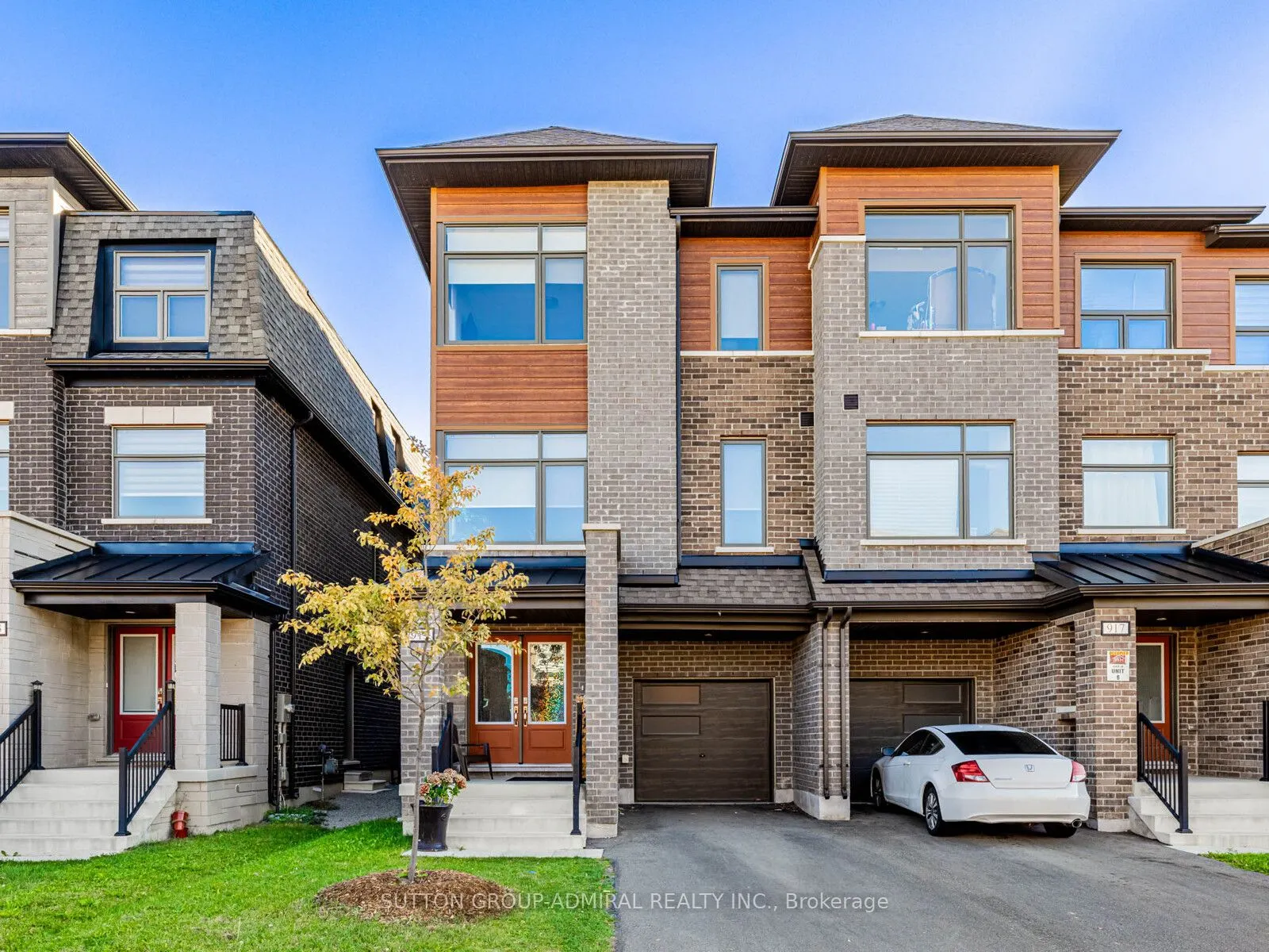 915 Isaac Phillips Way