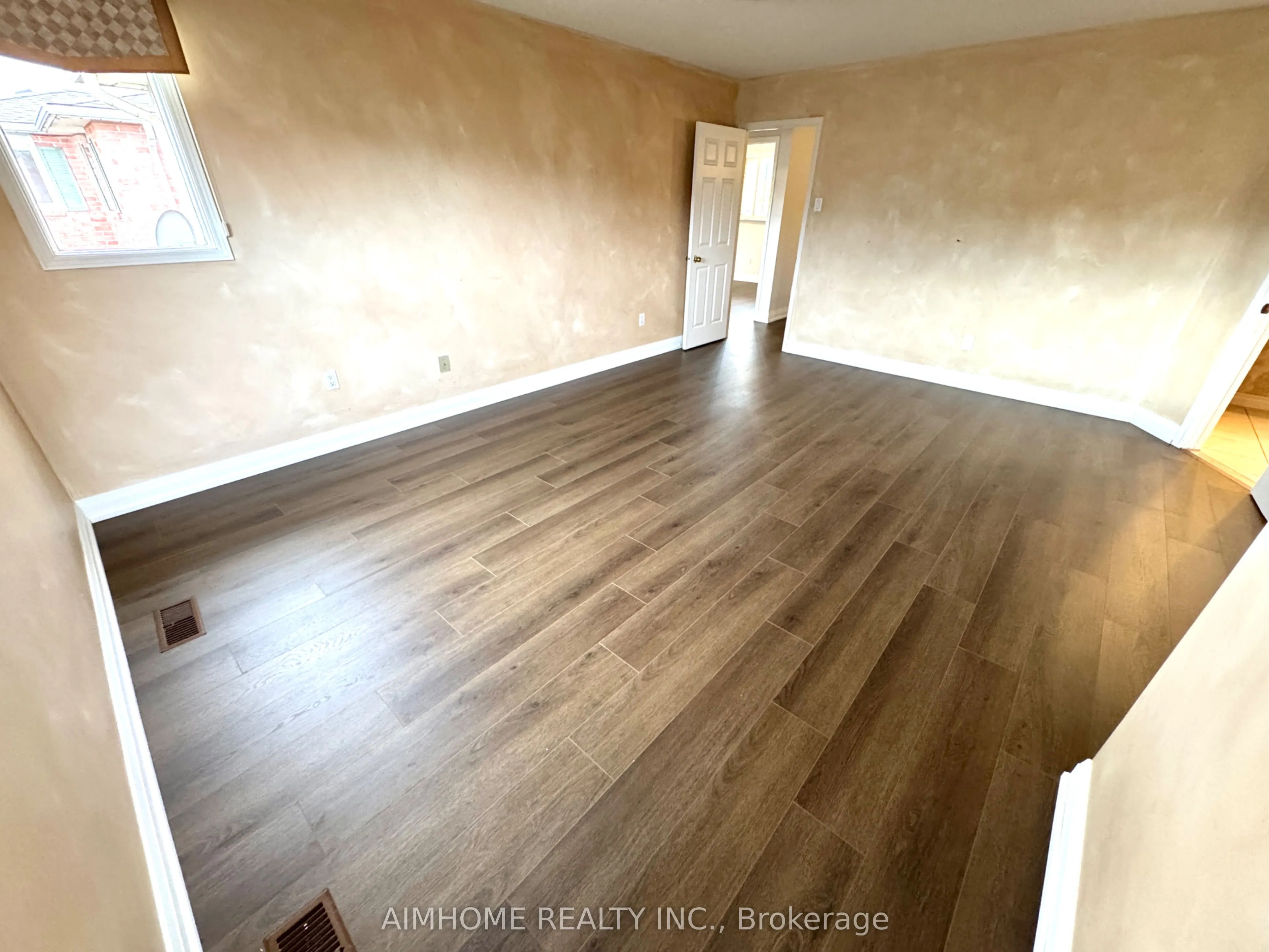 119 Cooperage Crescent