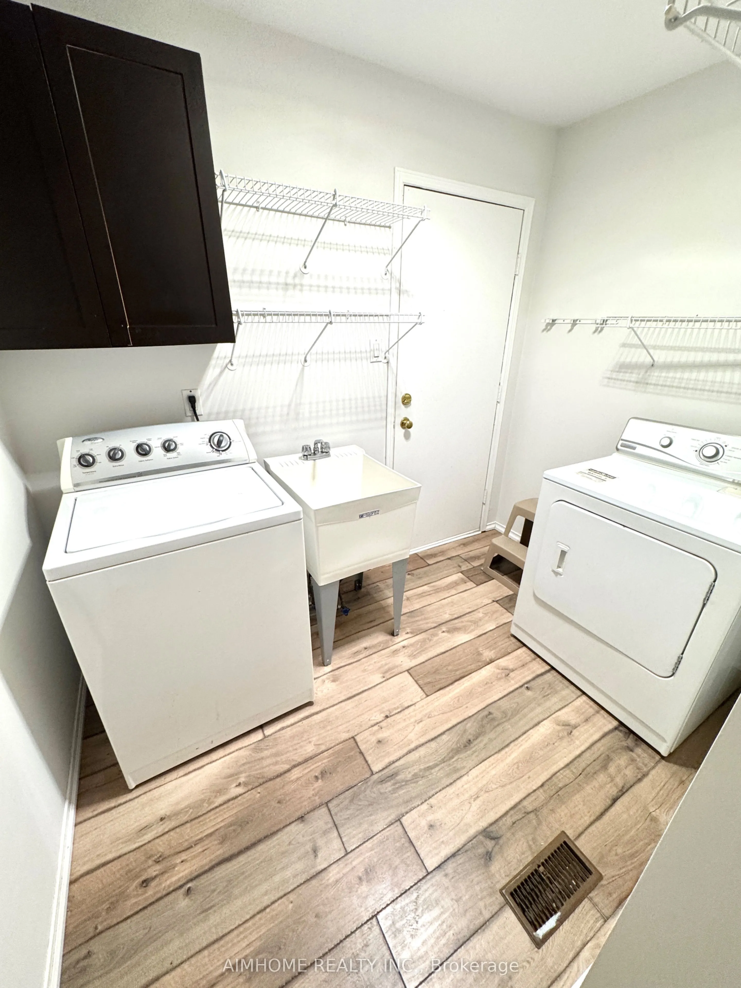 119 Cooperage Crescent