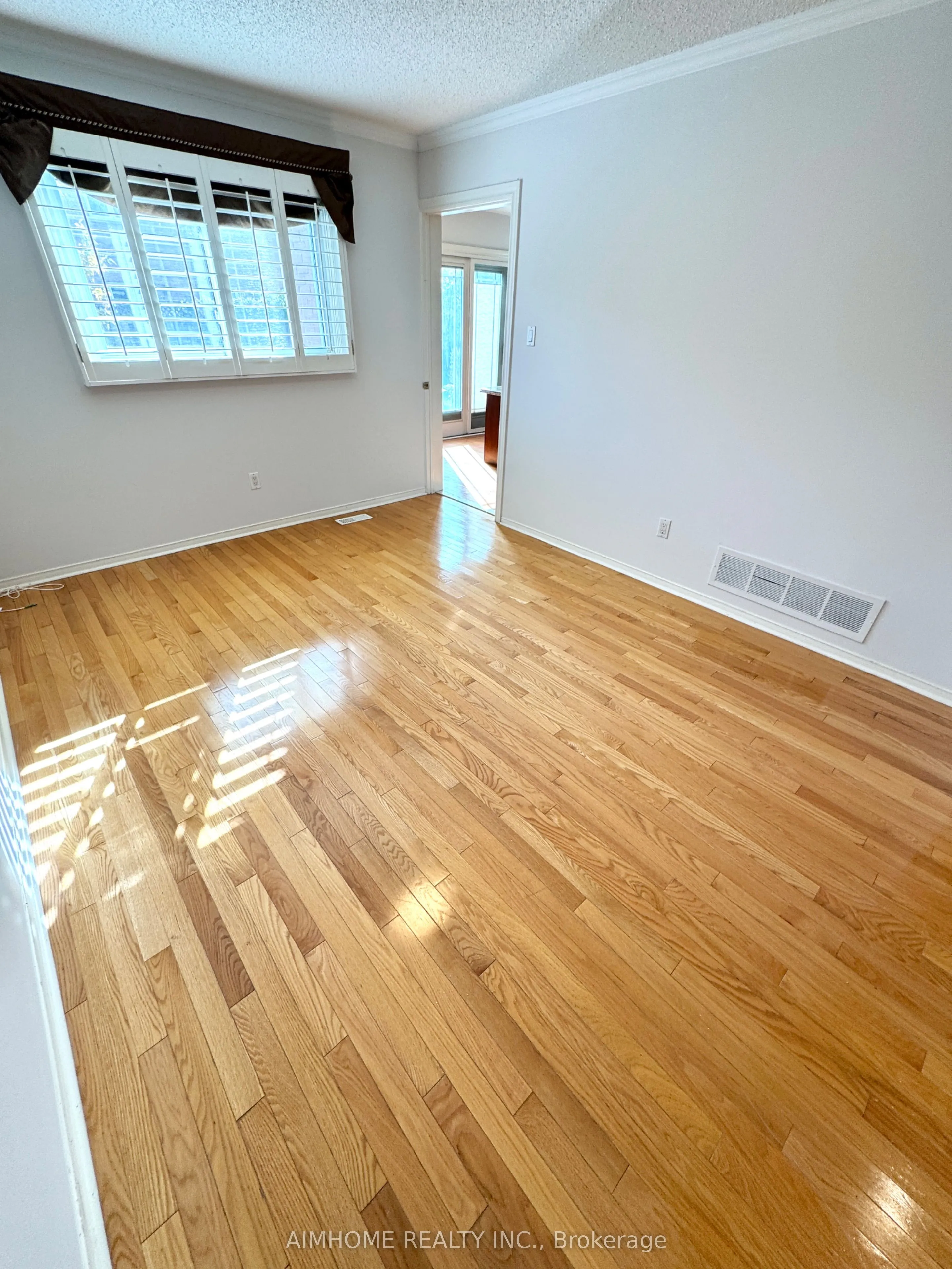 119 Cooperage Crescent