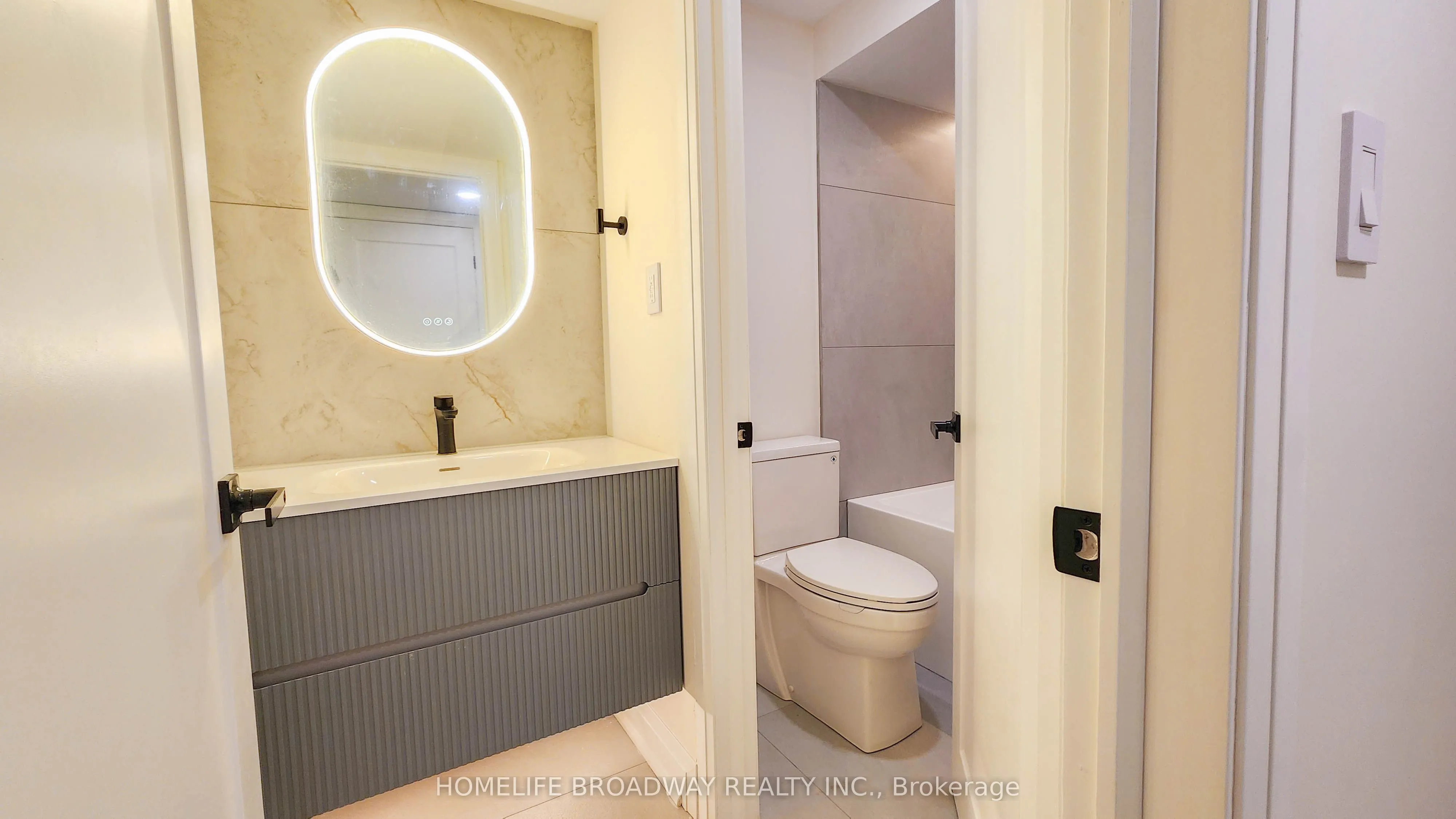 23 Southdale Drive, #(Lower)