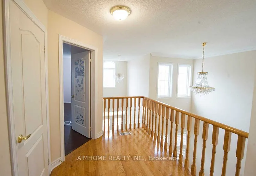 31 Marble Bridge Drive