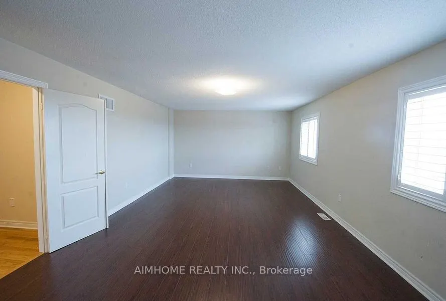 31 Marble Bridge Drive